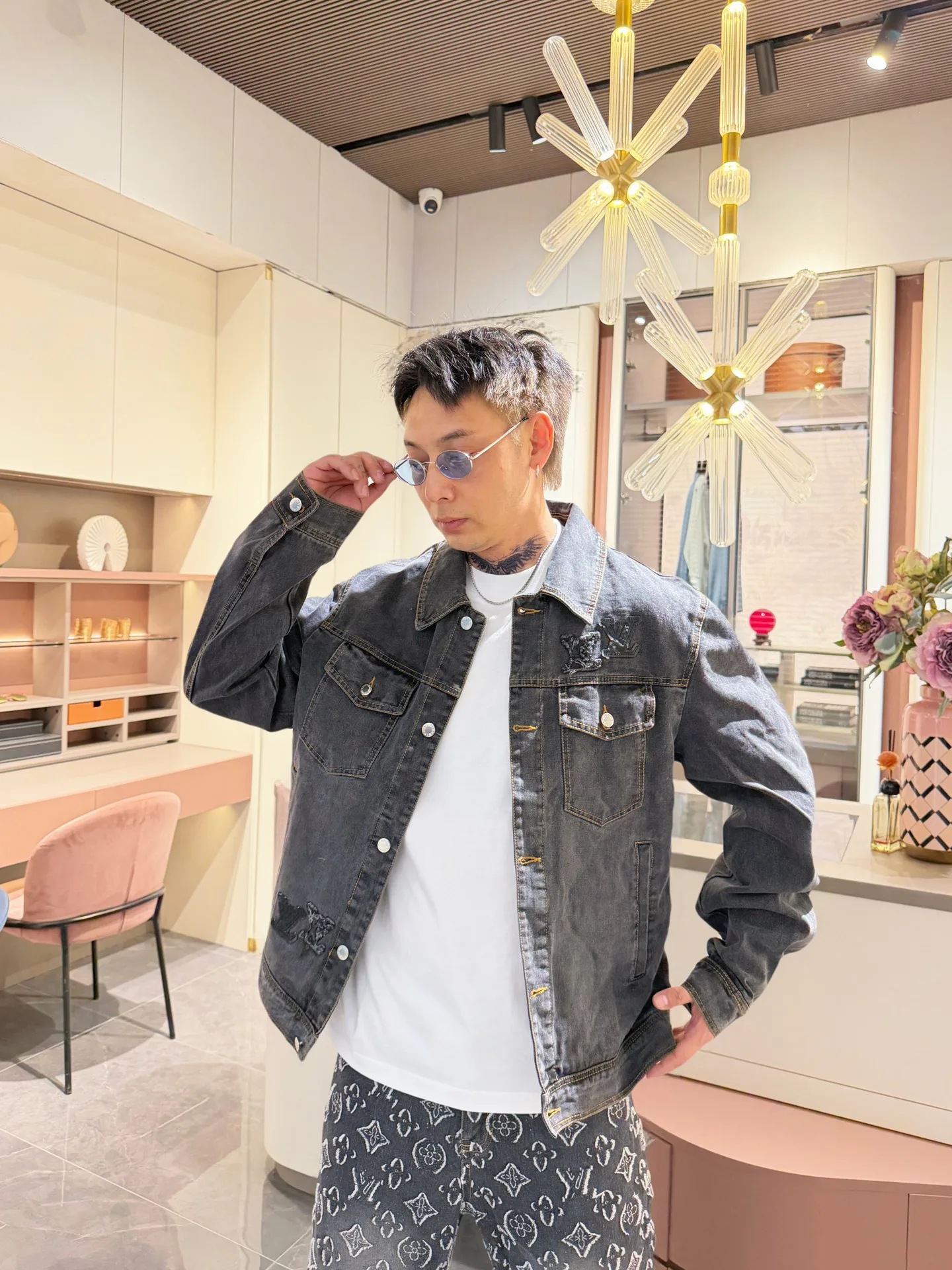 Men's Jackets And Down Jackets LOUIS VUITTON 18197264