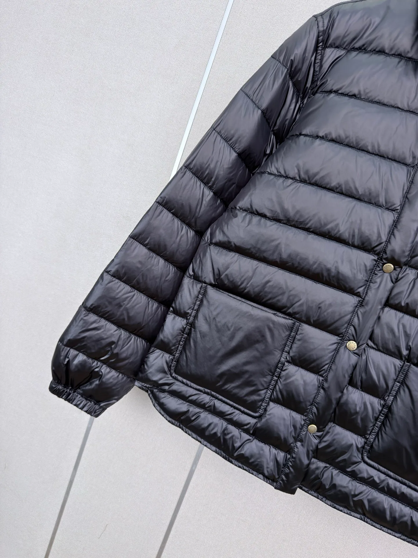 Women's Jackets And Down Jackets MONCLER 17919455