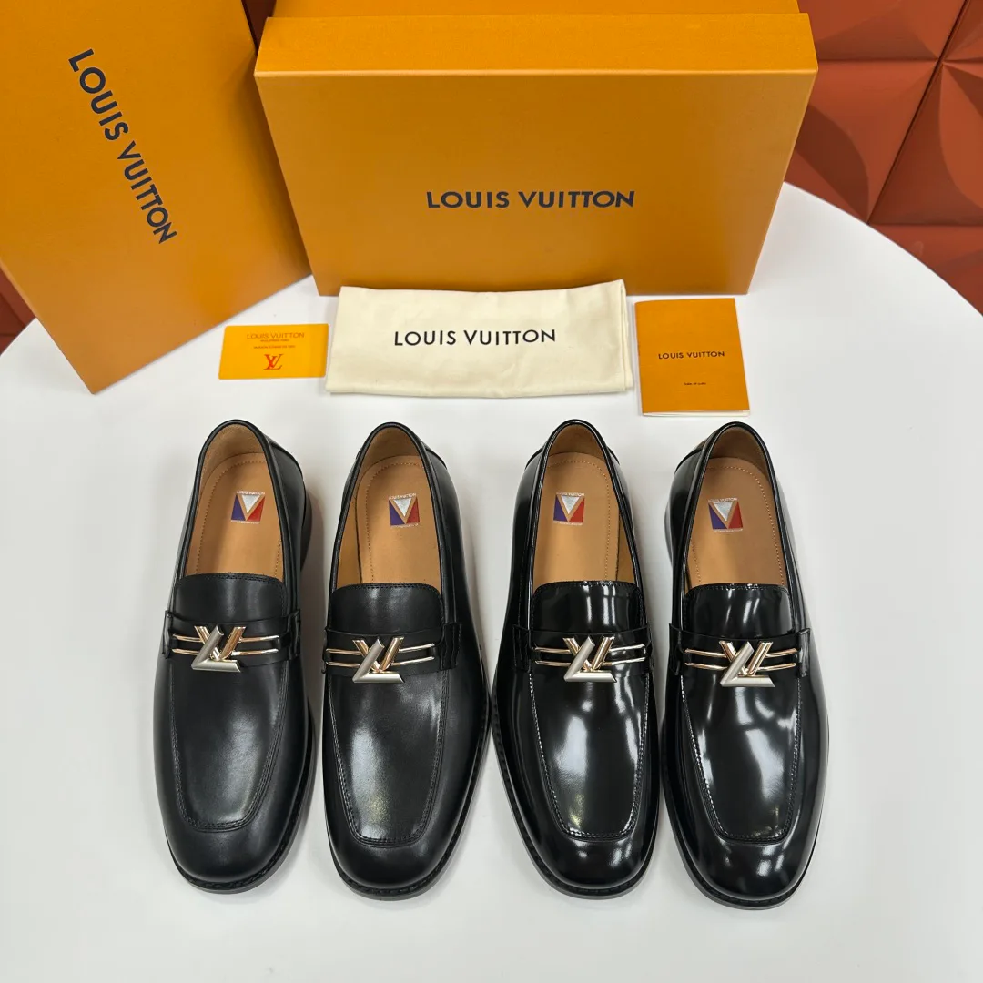 Men's Loafers And Dress Shoes LOUIS VUITTON 18194018