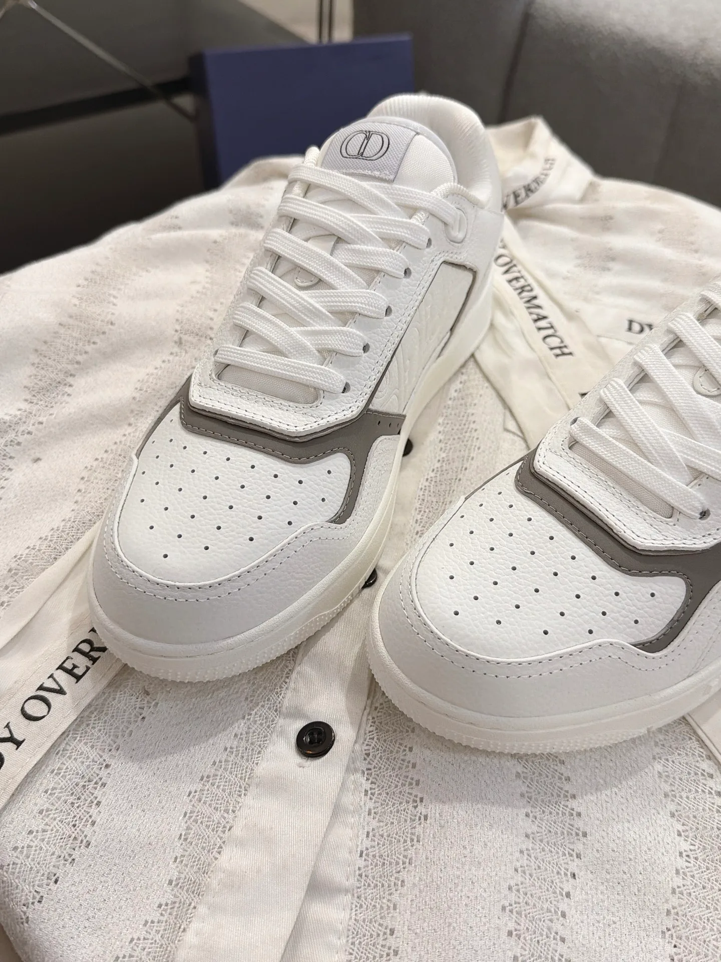 Women's Sneakers CHRISTIAN DIOR 18233128