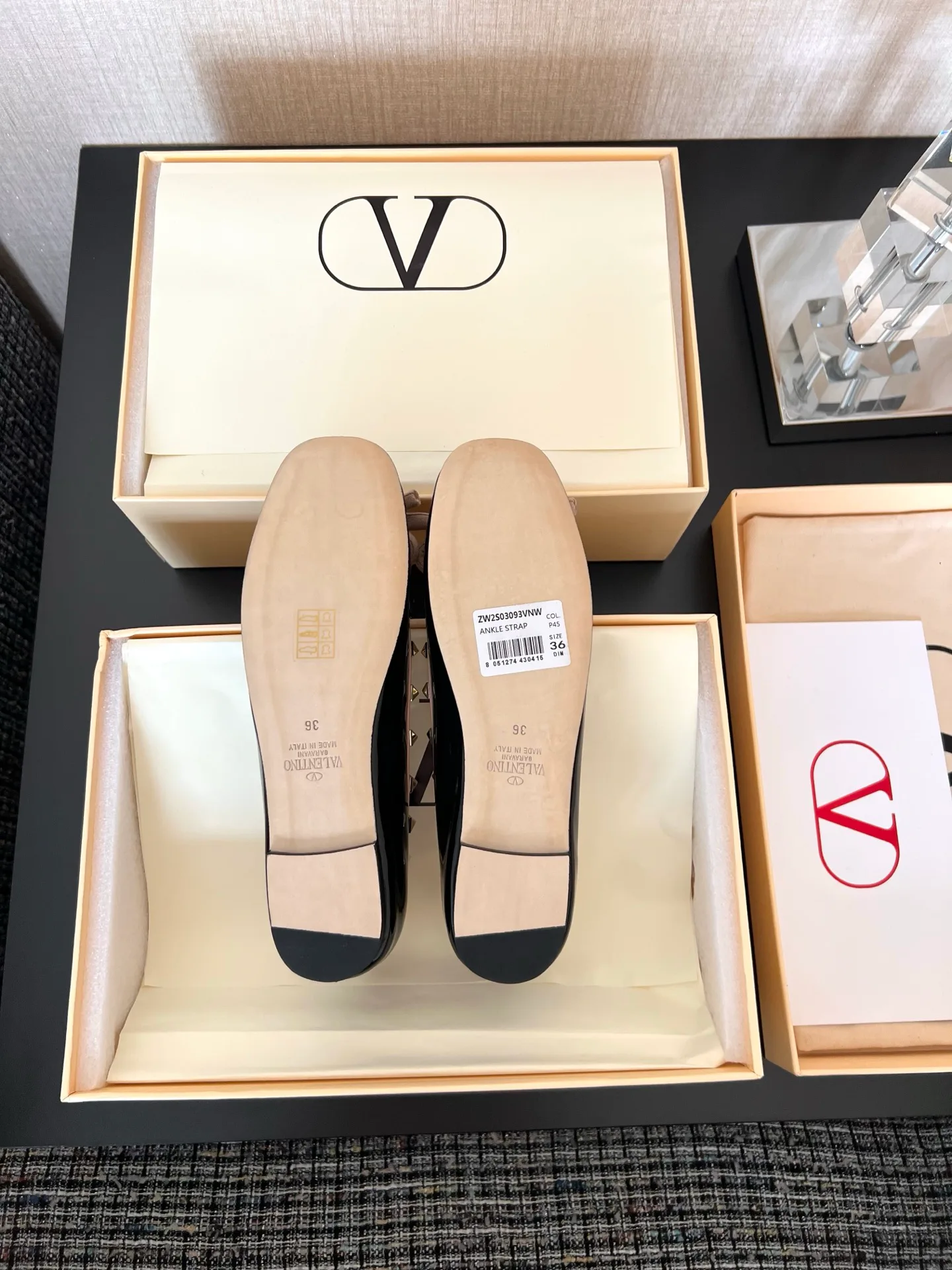 Women's Ballet Flats VALENTINO 17480179