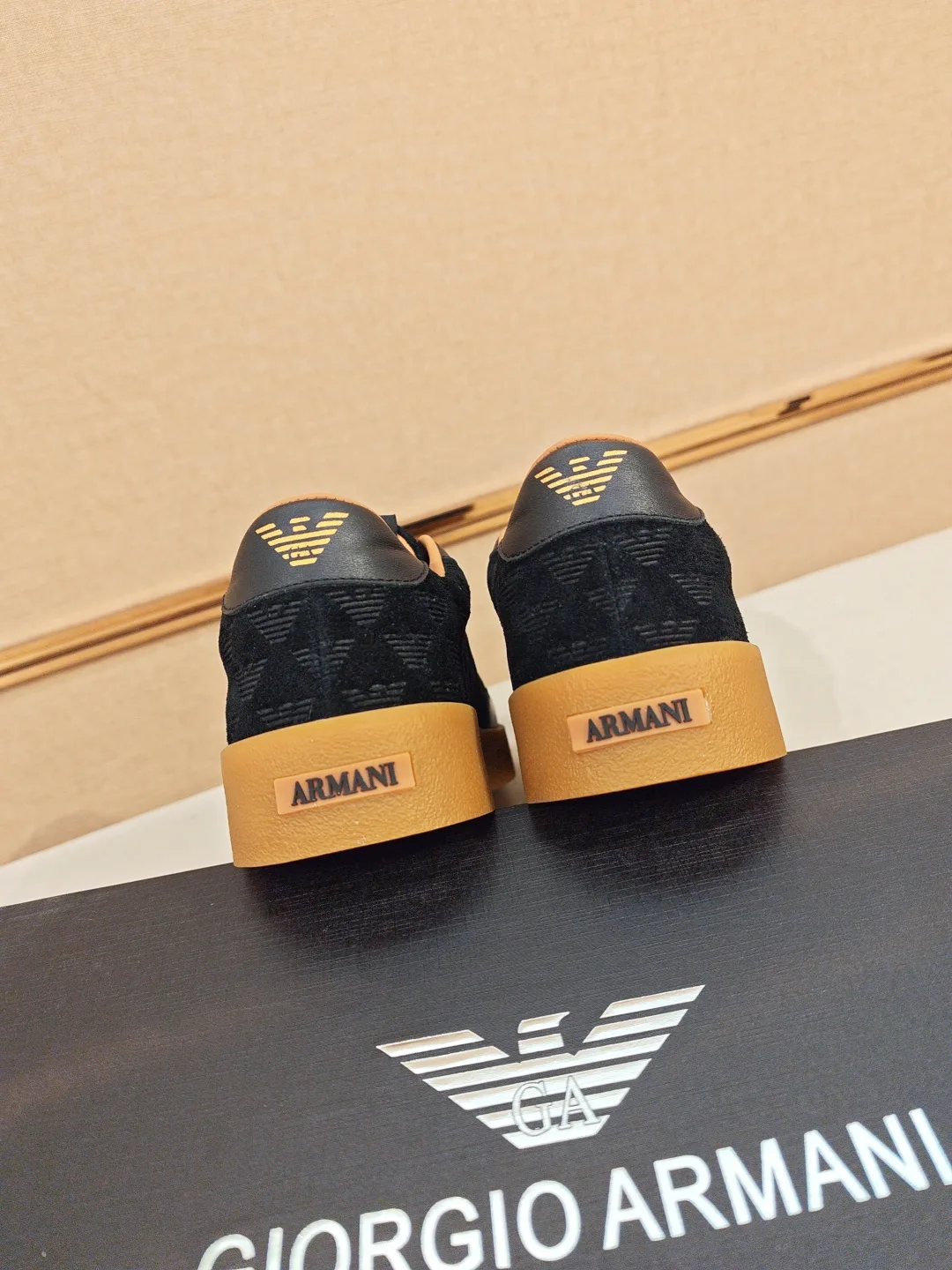 Men's Sneakers ARMANI 18198144