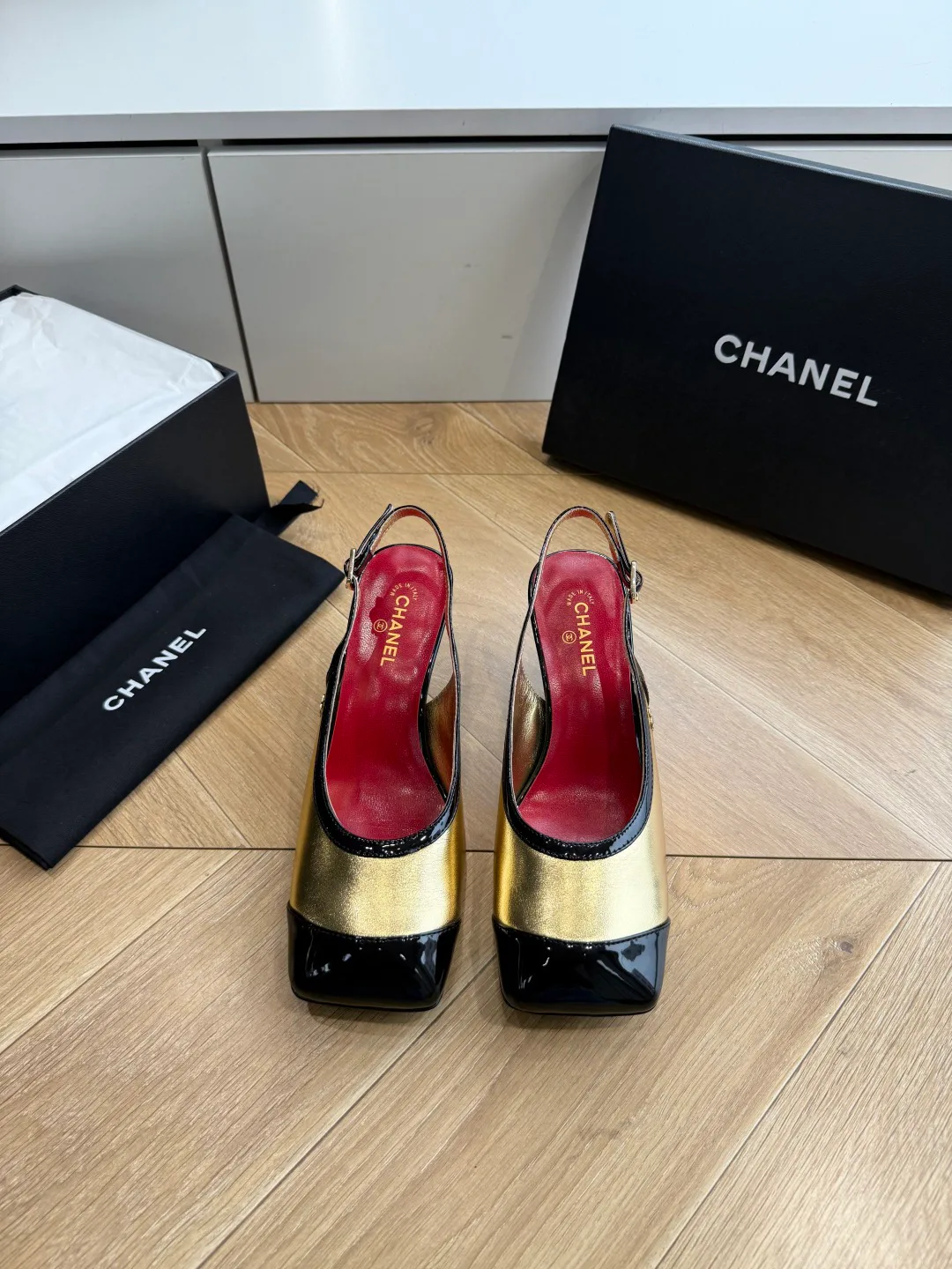 Women's Open-Toe Sandals CHANEL 17768372