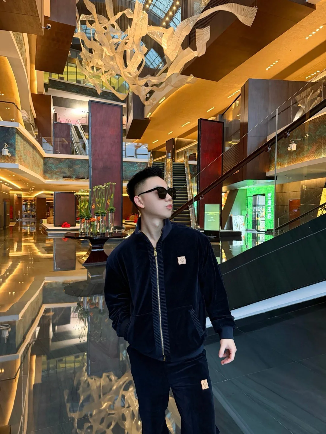 Men's Jackets And Down Jackets LOUIS VUITTON 17364971