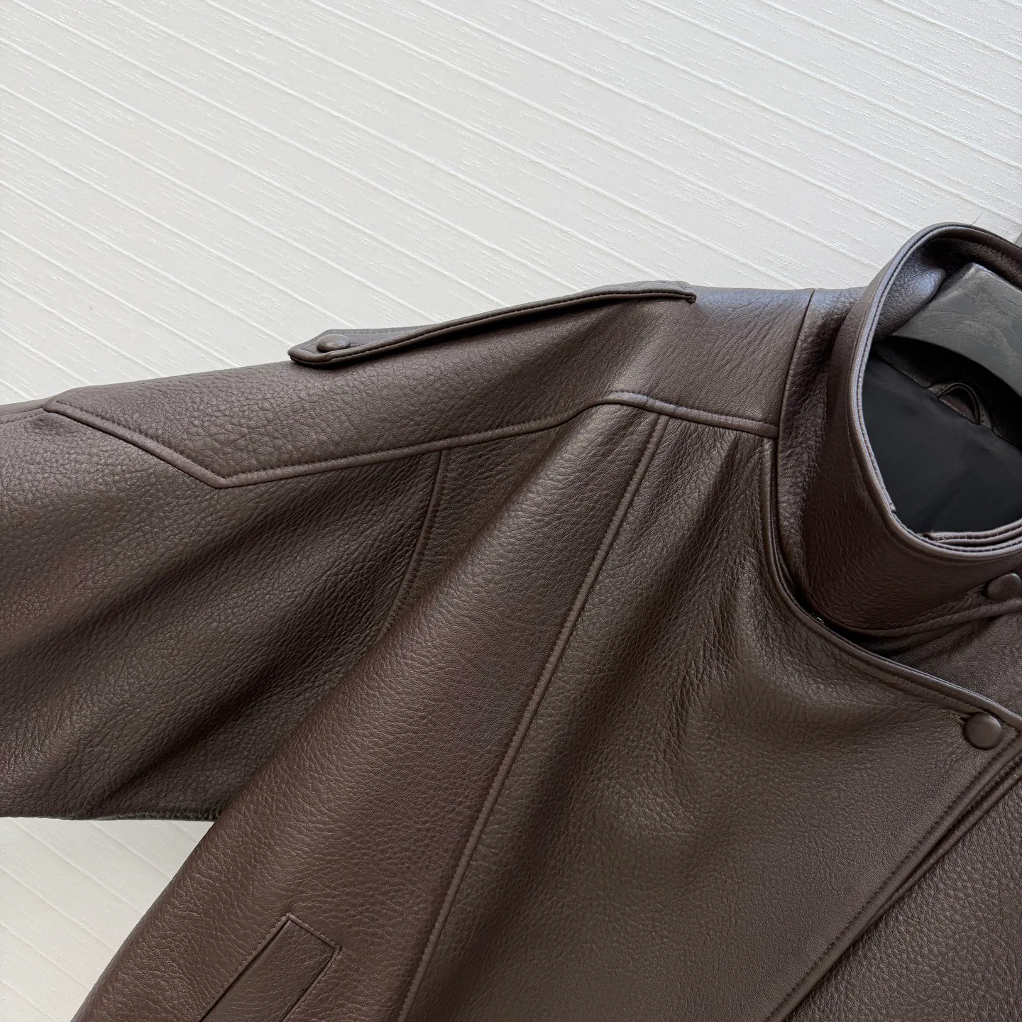 Women's Leather Jackets And Sheepskin Coats SAINT LAURENT 18115233