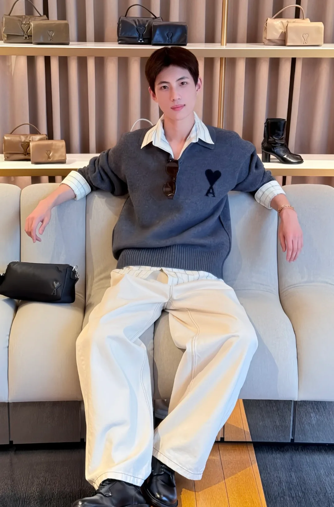 Men's Jumpers And Sweaters AMI PARIS 17364896