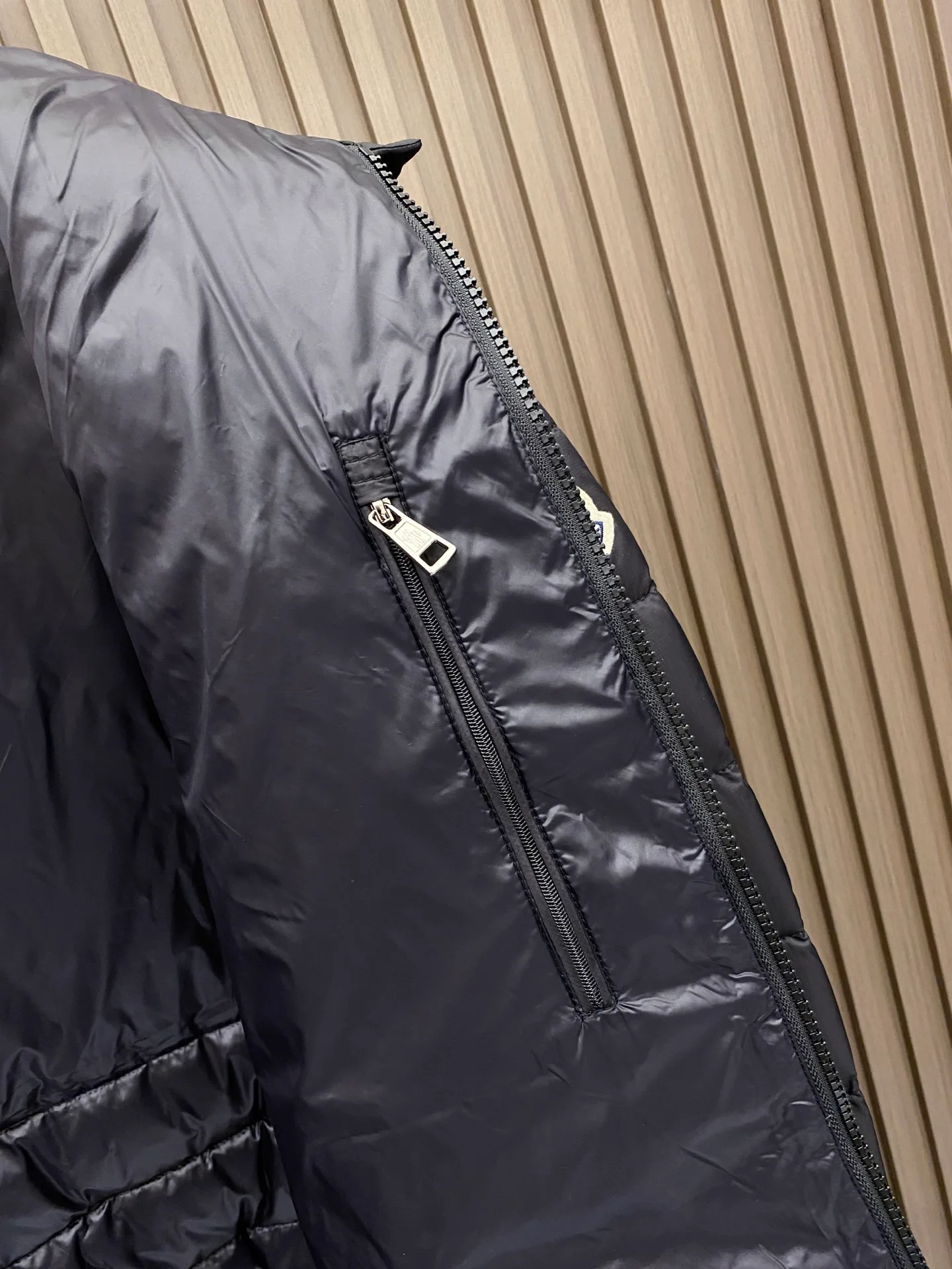 Куртки И Пуховики Мужские Moncler 18596389
