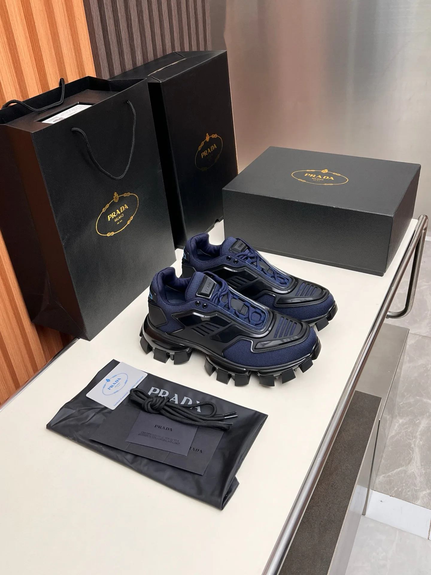 Women's Sneakers PRADA 17955144