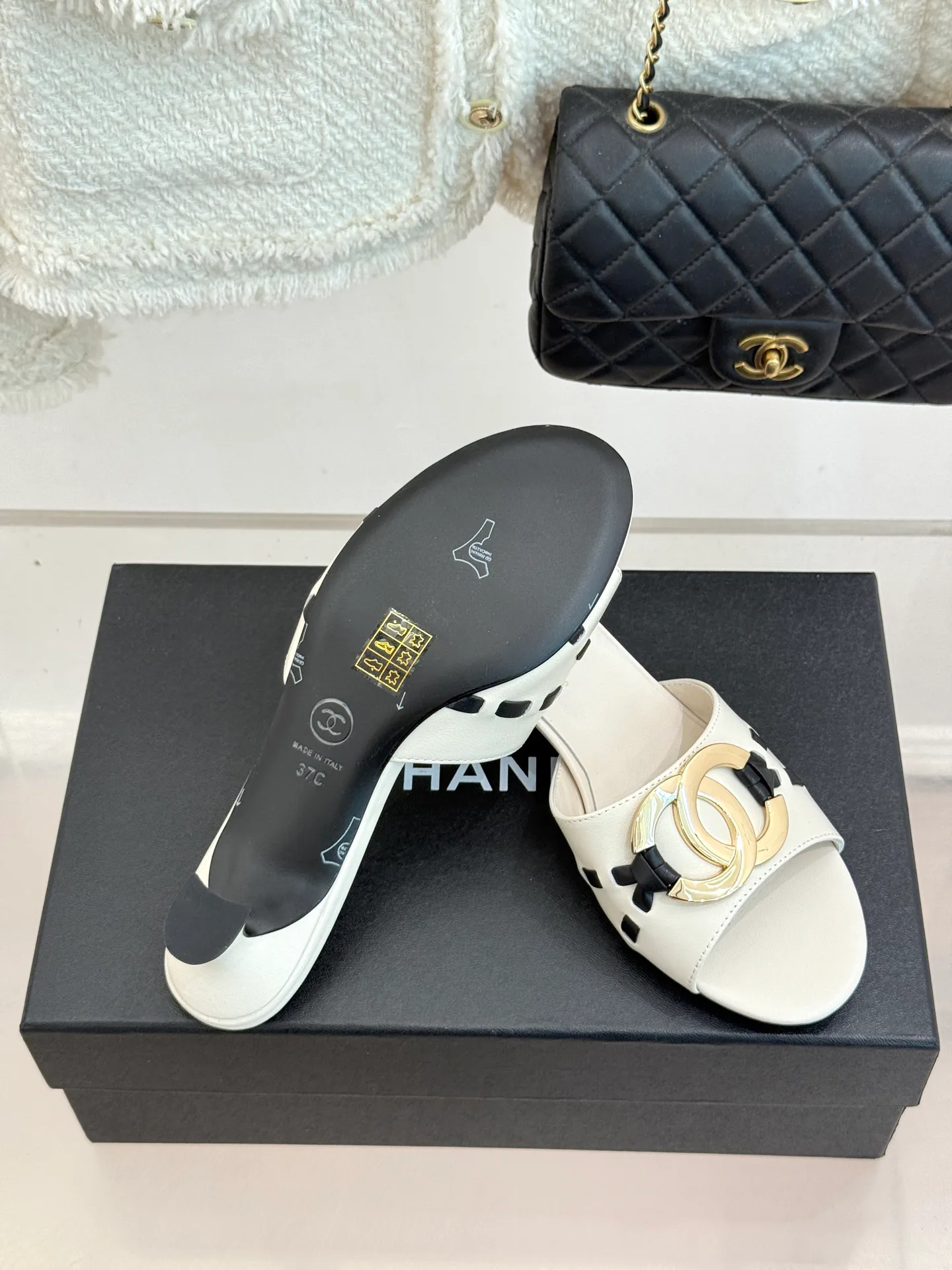 Women's Open-Toe Sandals CHANEL 17025707