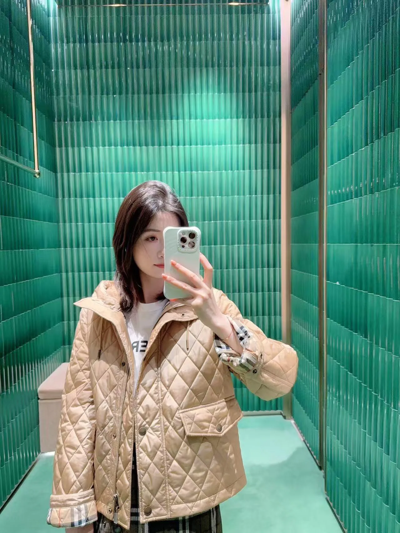 Women's Jackets And Down Jackets BURBERRY 18033911