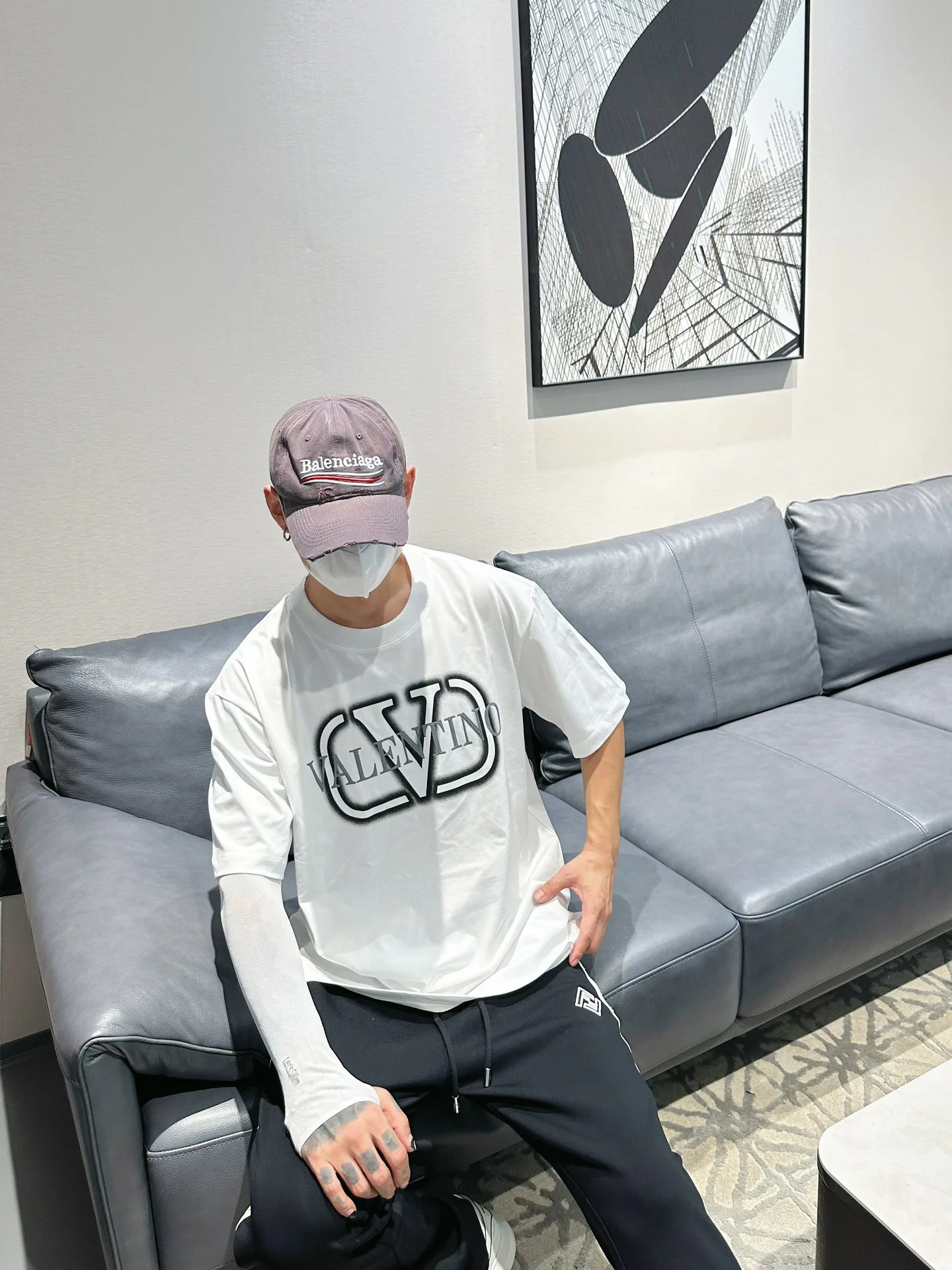 Men's T-Shirts VALENTINO 17037377