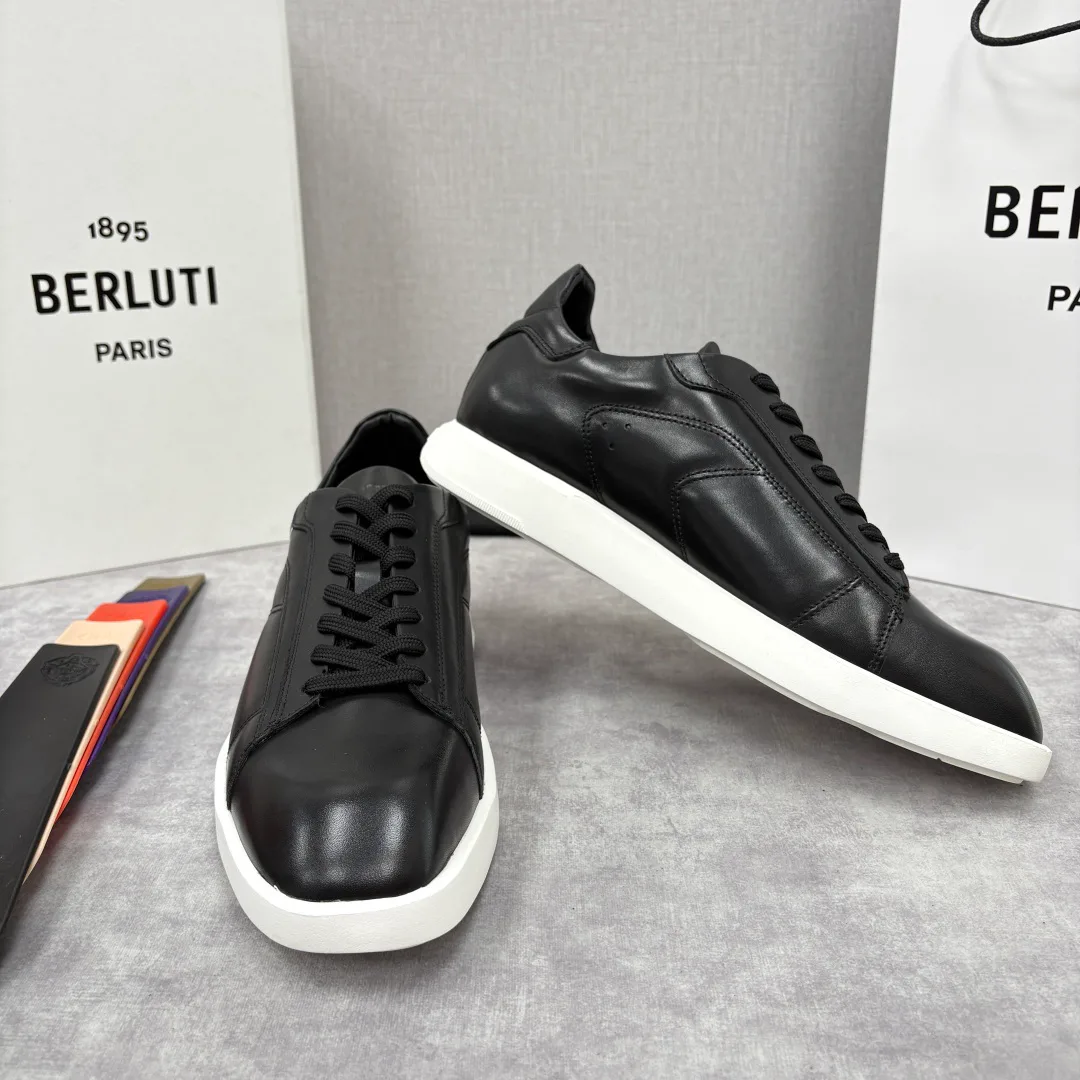 Men's Sneakers BERLUTI 18117376