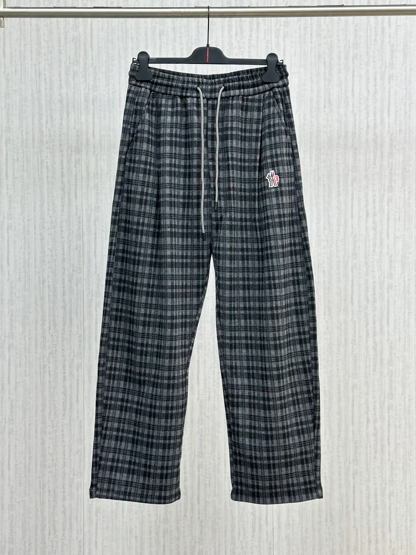 Брюки Мужские Moncler 18566803