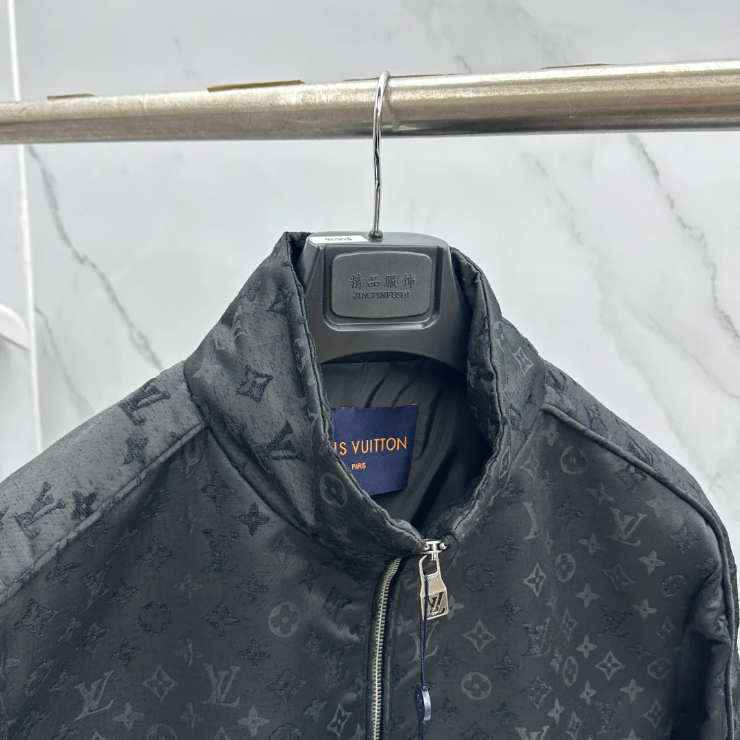 Men's Jackets And Down Jackets LOUIS VUITTON 18246855