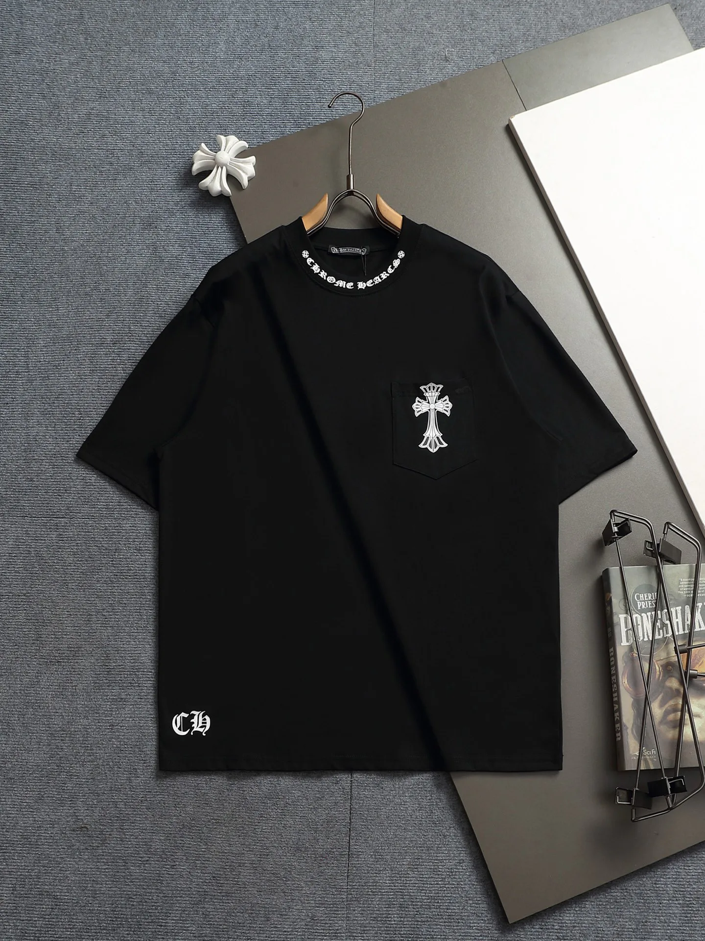 Men's T-Shirts CHROME HEARTS 17405973