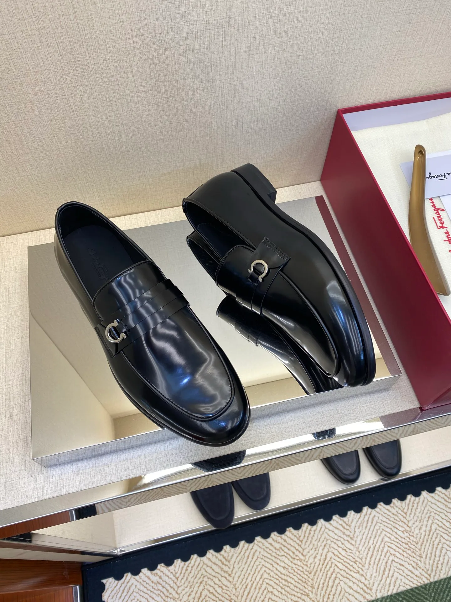 Men's Loafers And Dress Shoes SALVATORE FERRAGAMO 18468193