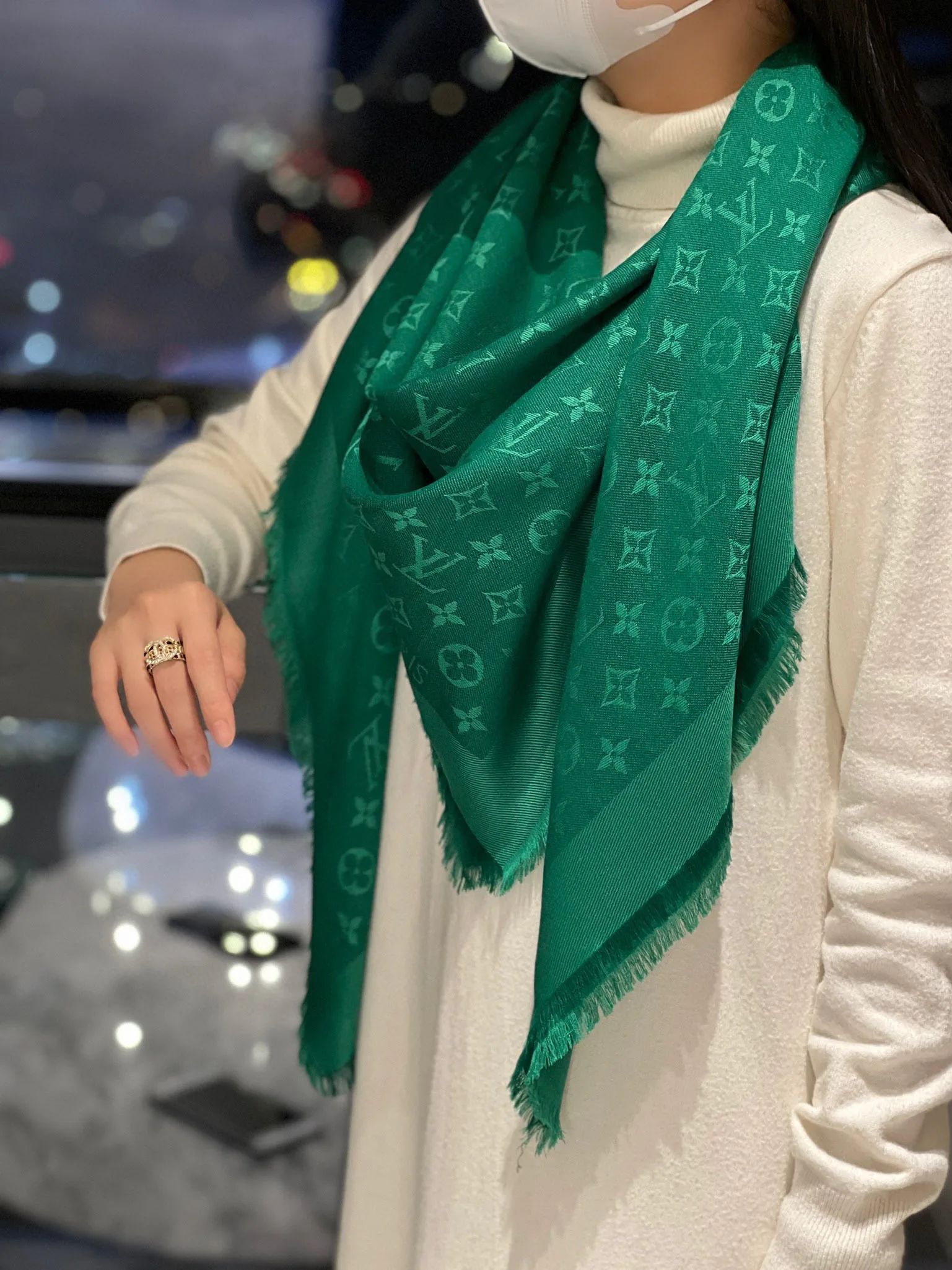 Scarves LOUIS VUITTON 18267597