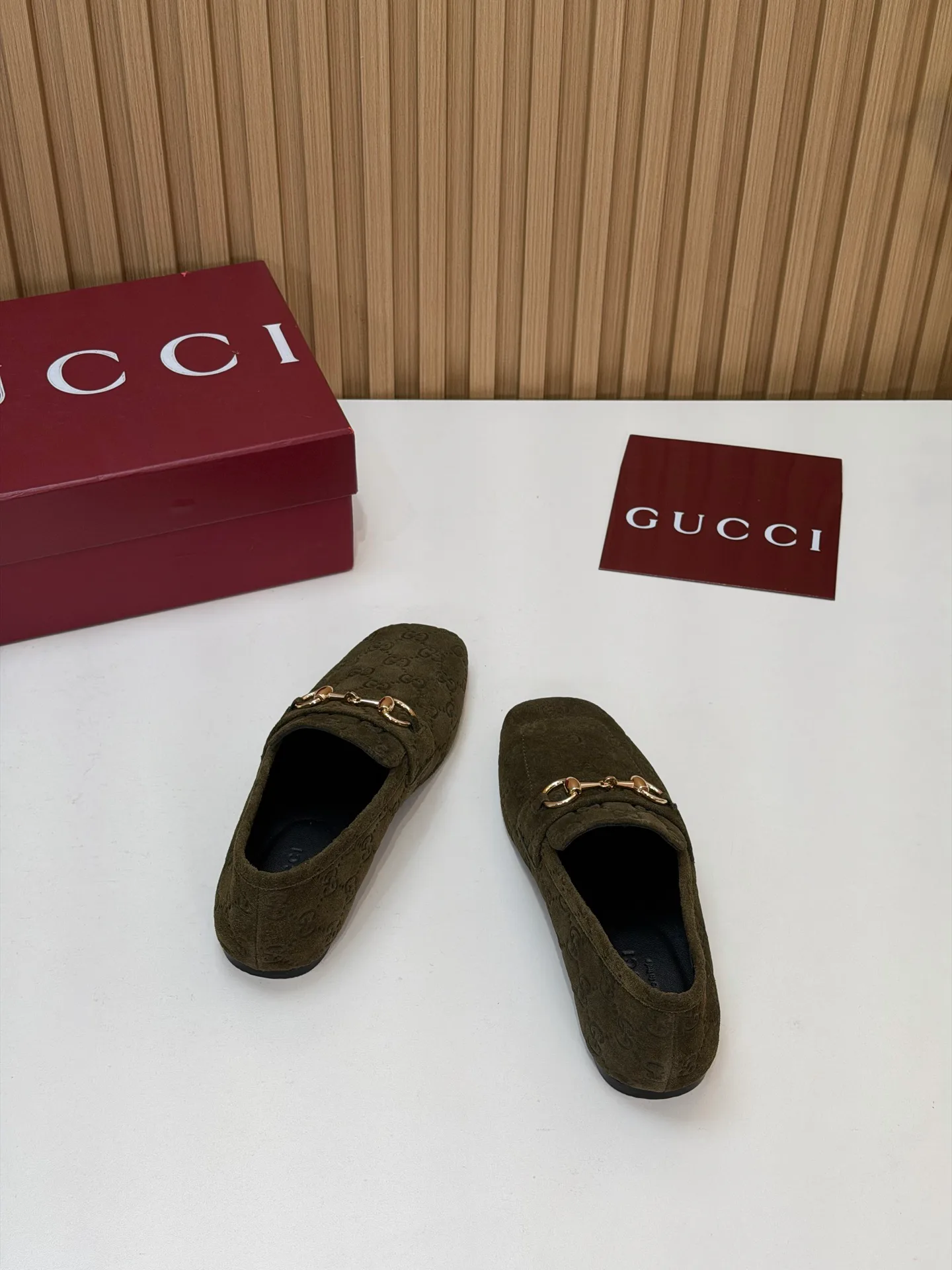 Women's Loafers And Moccasins GUCCI 18083809