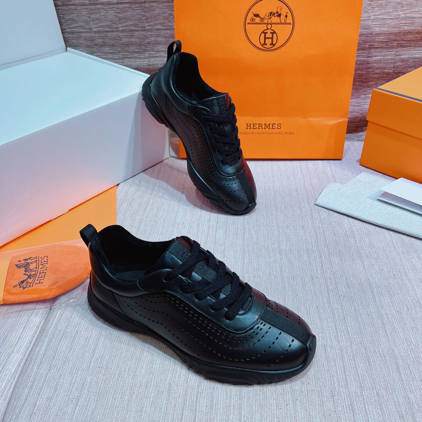 Men's Sneakers HERMES 17749563