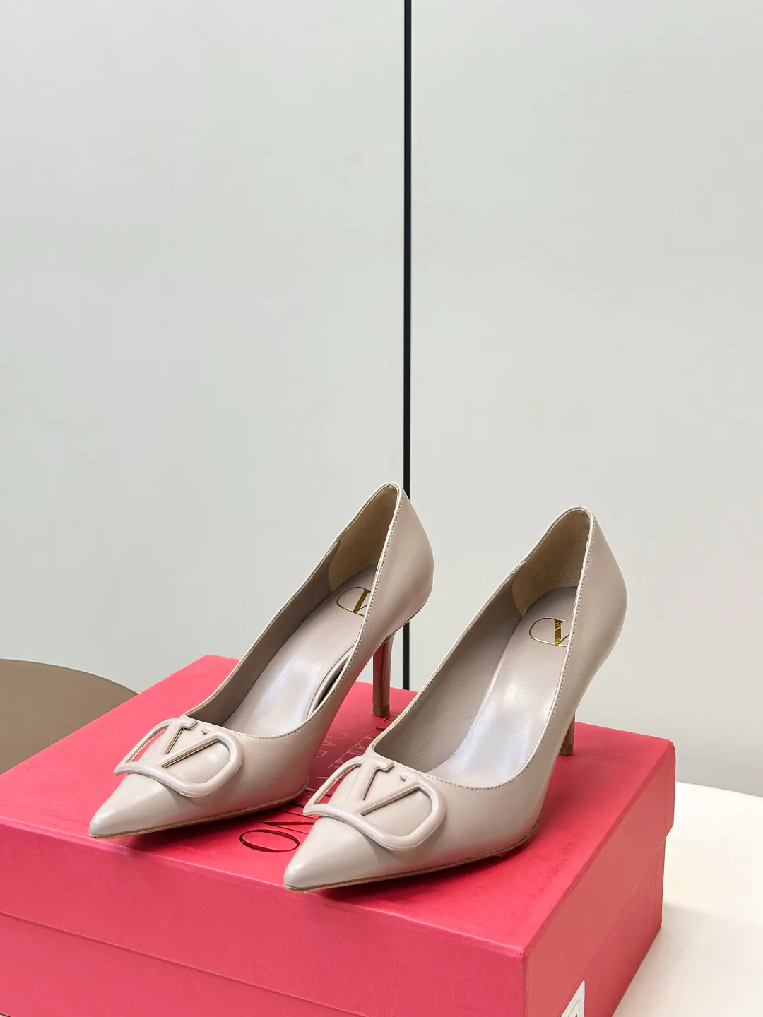 Women's Heels VALENTINO 17893243
