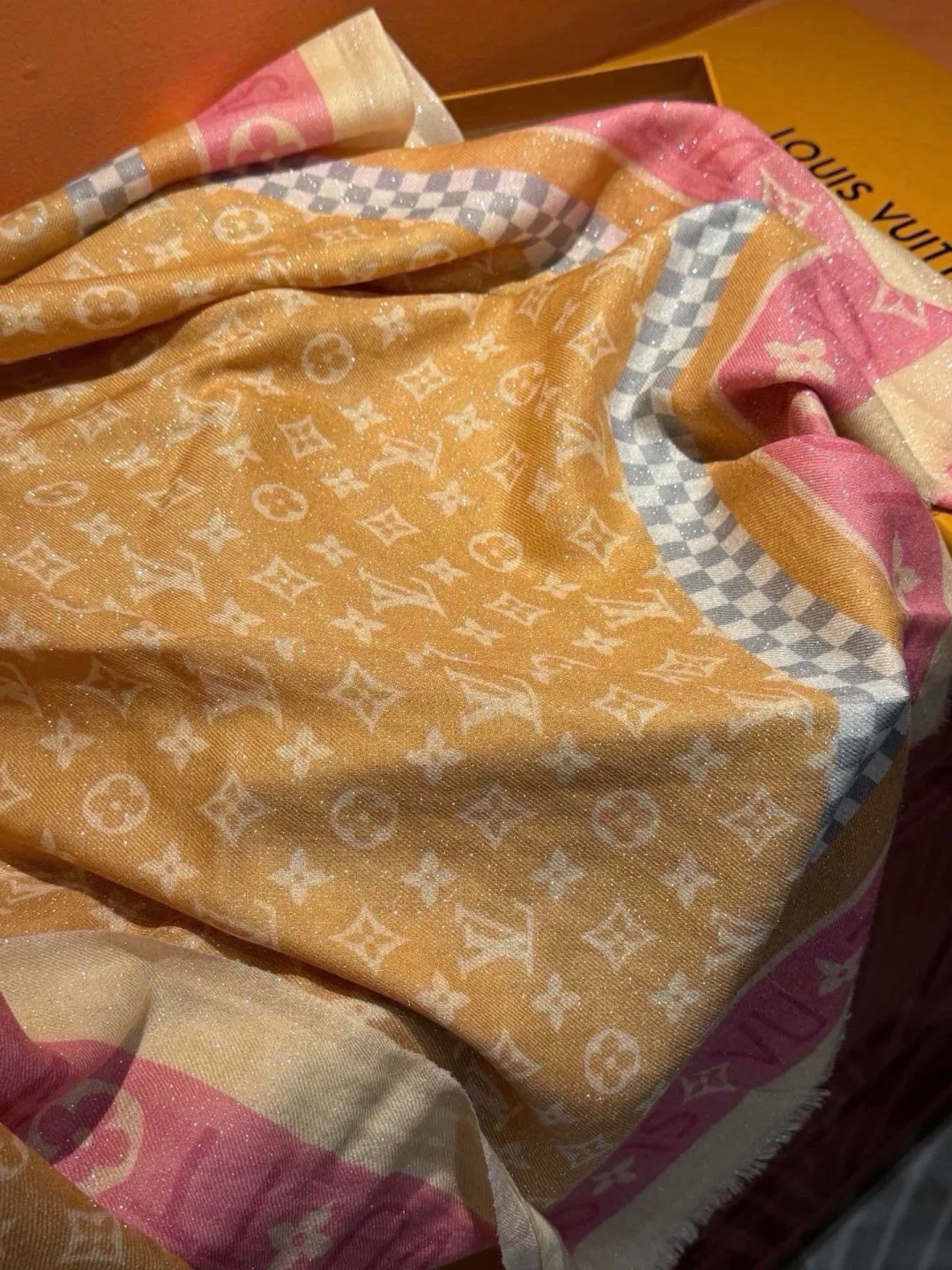 Scarves LOUIS VUITTON 17673183