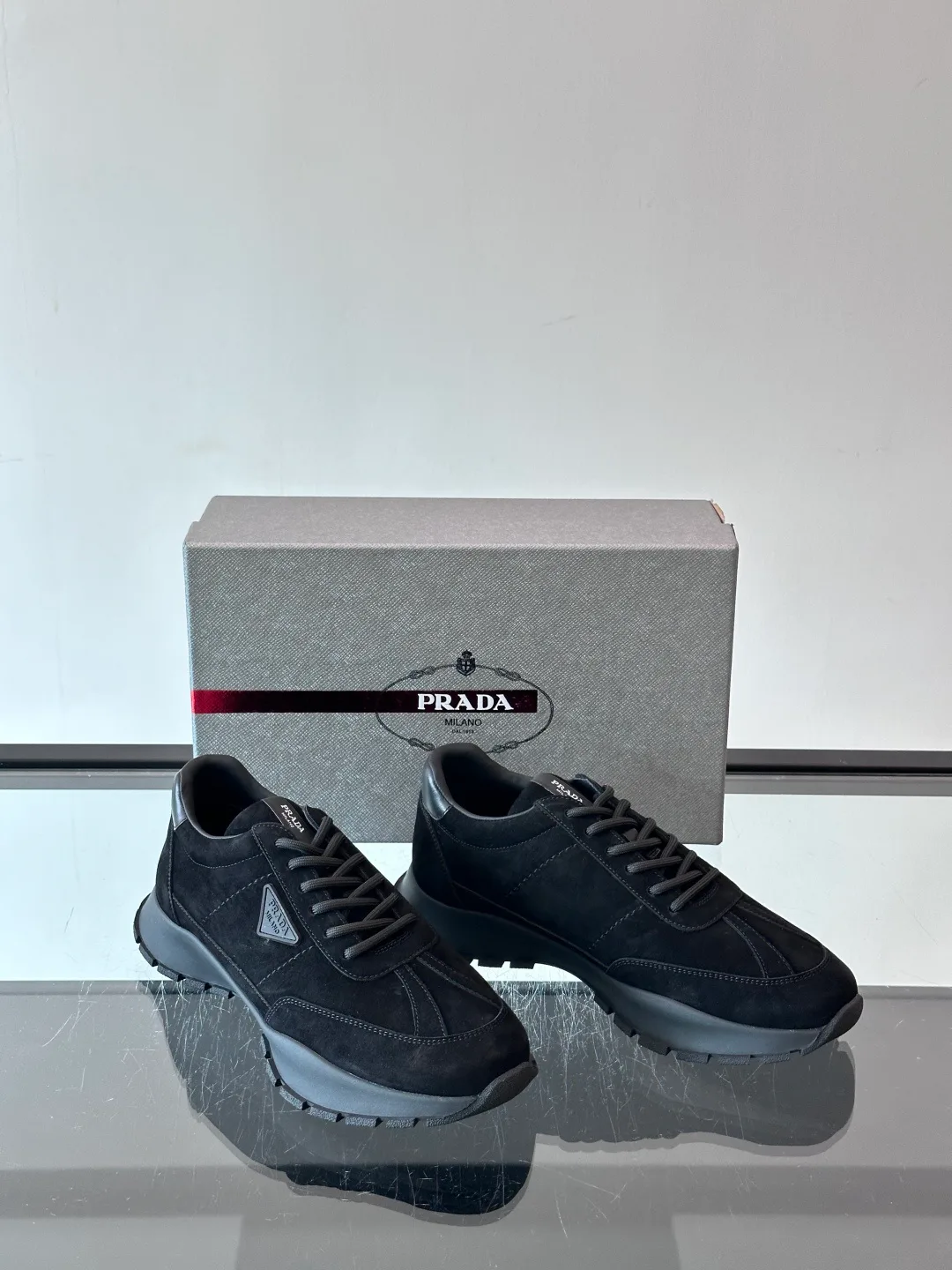 Men's Sneakers PRADA 18449487