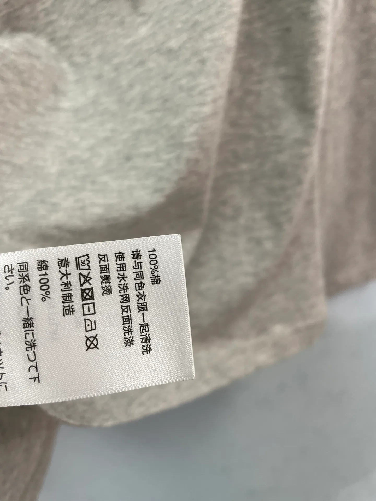 Women's T-Shirts CELINE 17302547