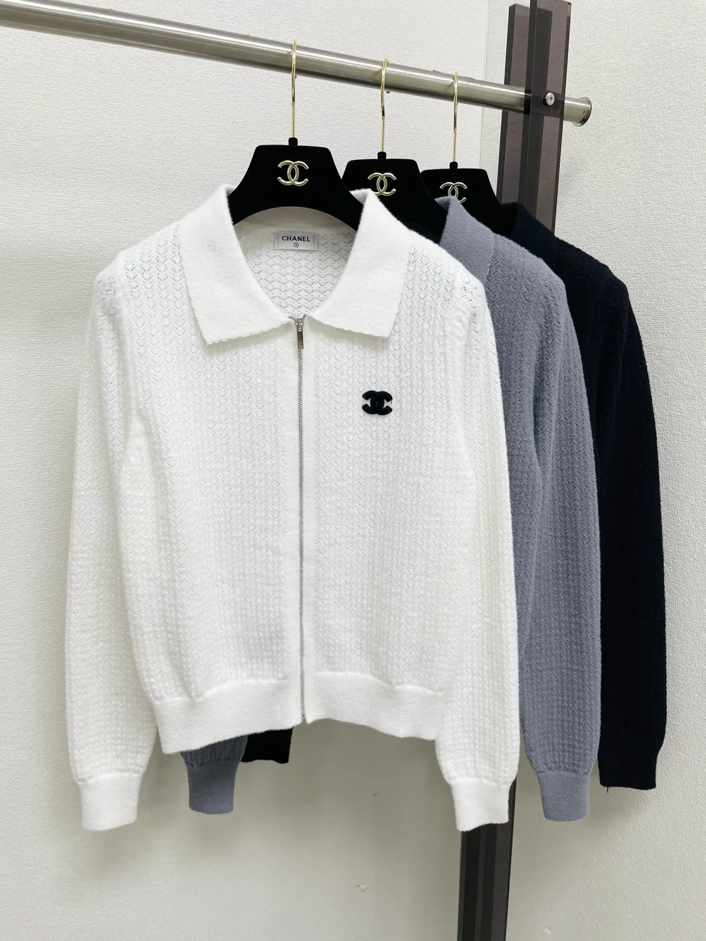 Women's Jumpers And Sweaters CHANEL 18138630