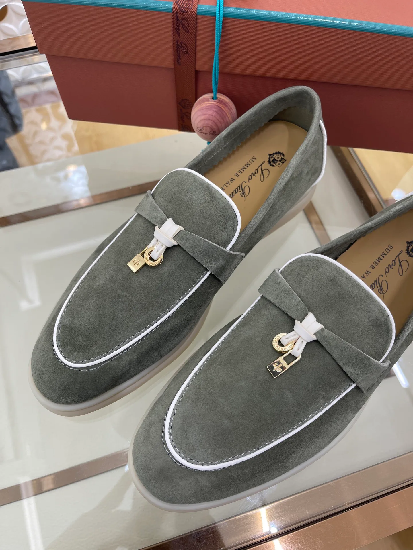 Women's Loafers And Moccasins LORO PIANA 17863157