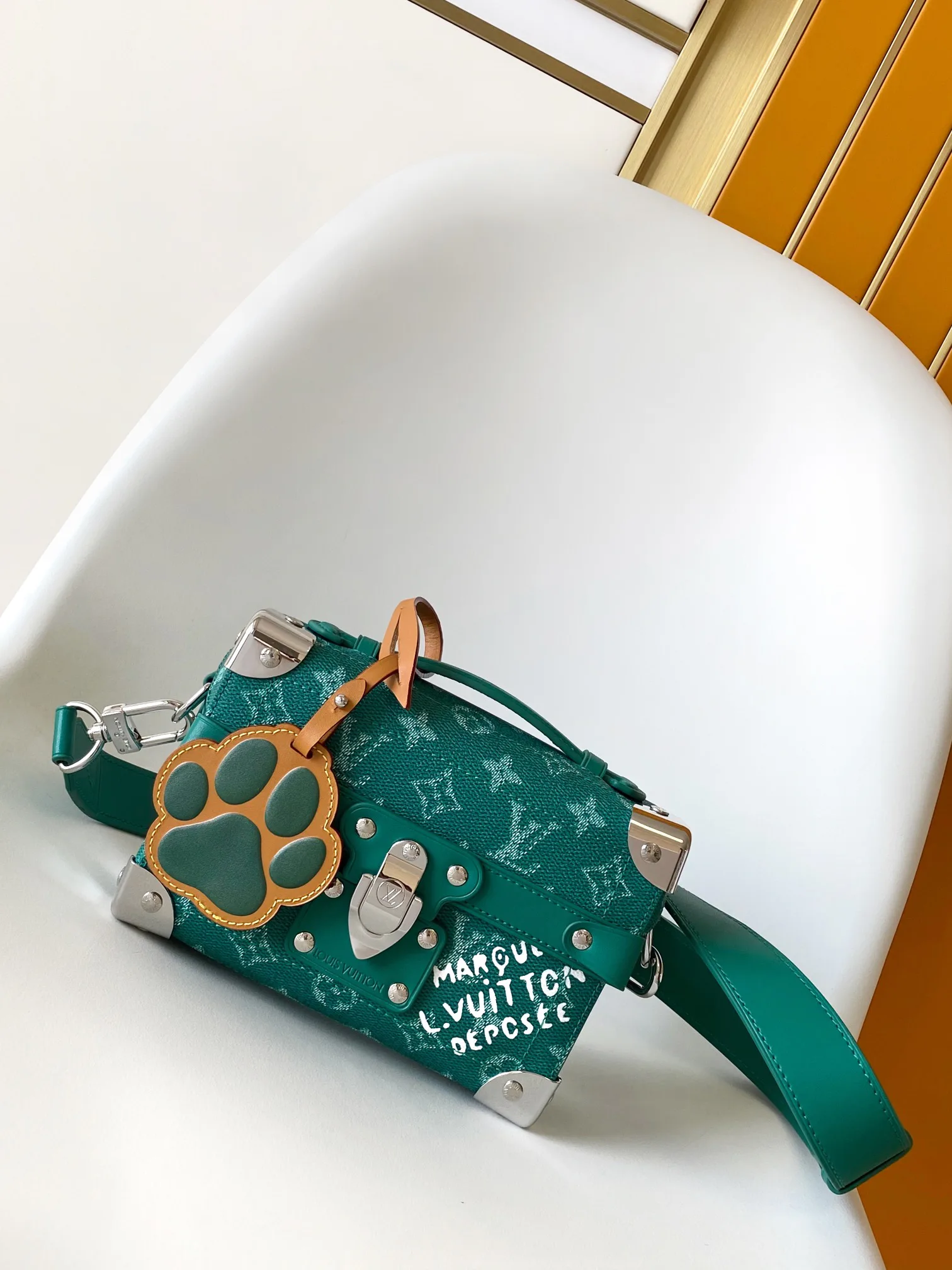 Классические Сумки Женские Louis Vuitton 18664438