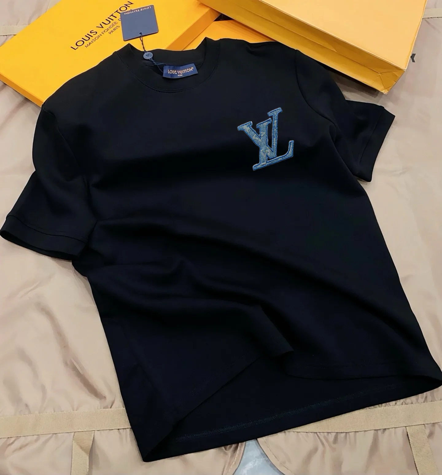 Men's T-Shirts LOUIS VUITTON 17973693