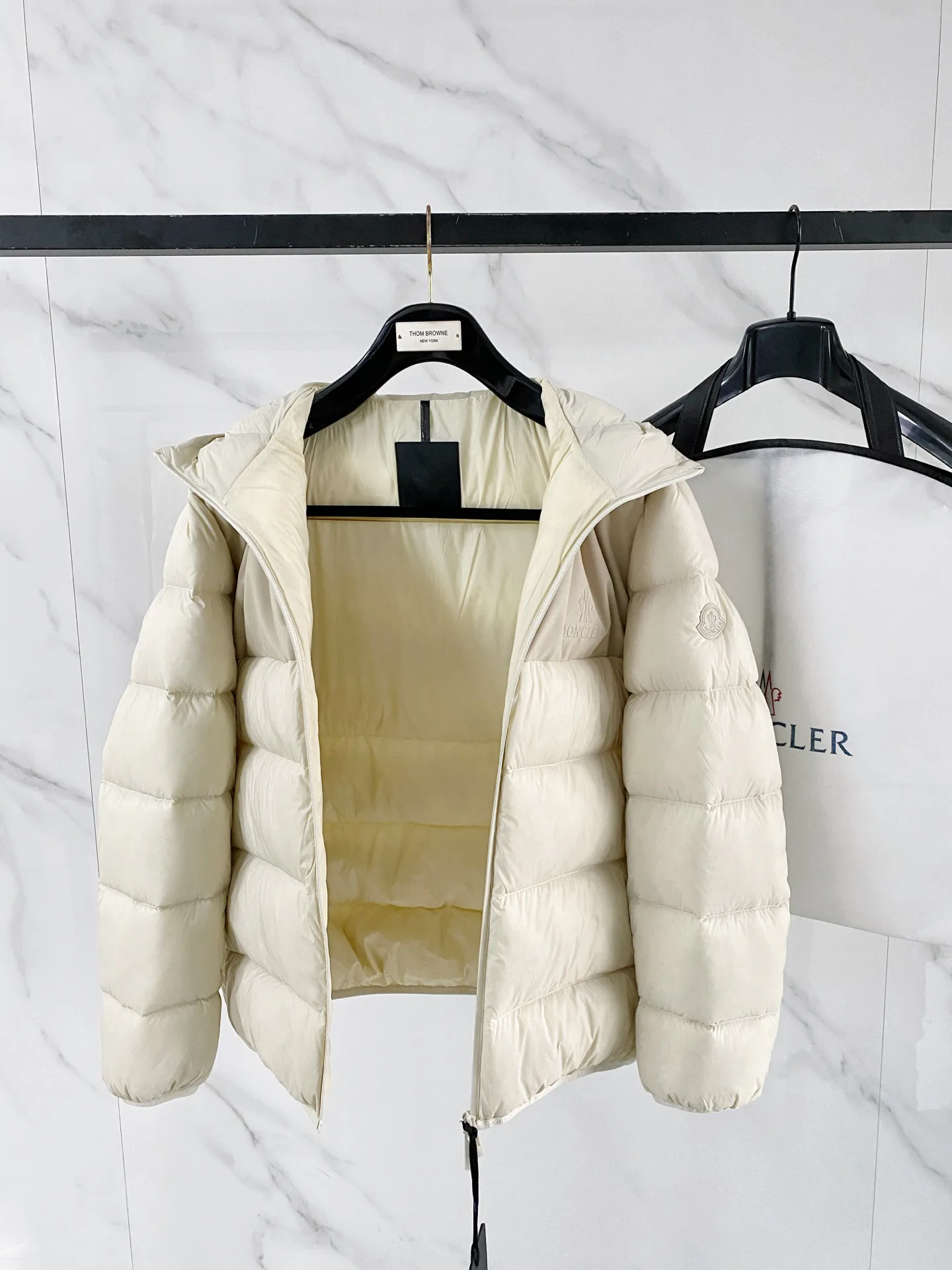 Men's Jackets And Down Jackets MONCLER 18007650