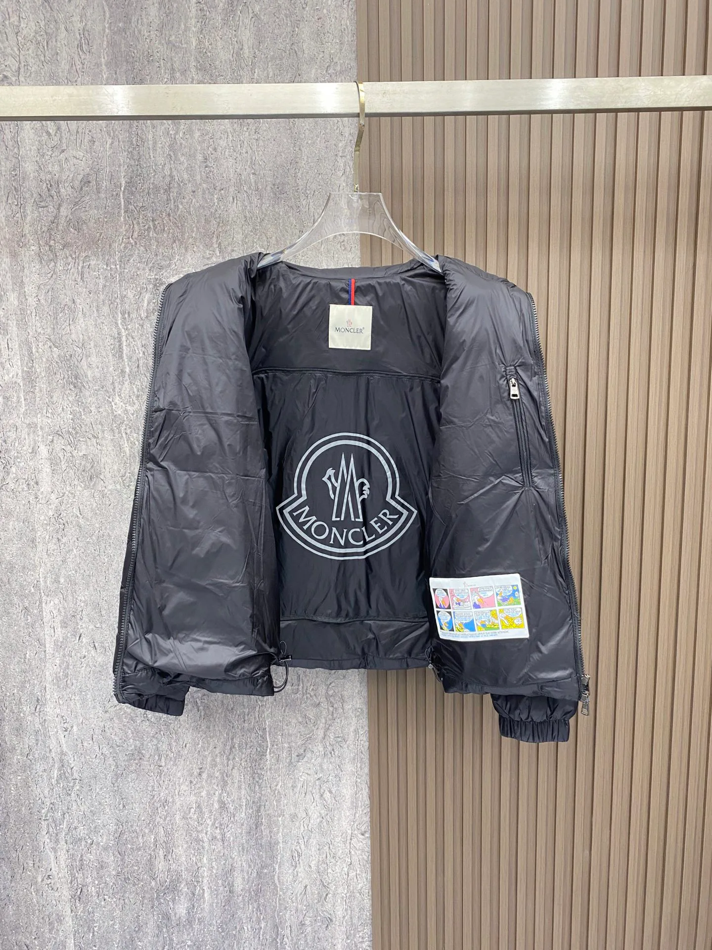 Куртки И Пуховики Мужские Moncler 18596387