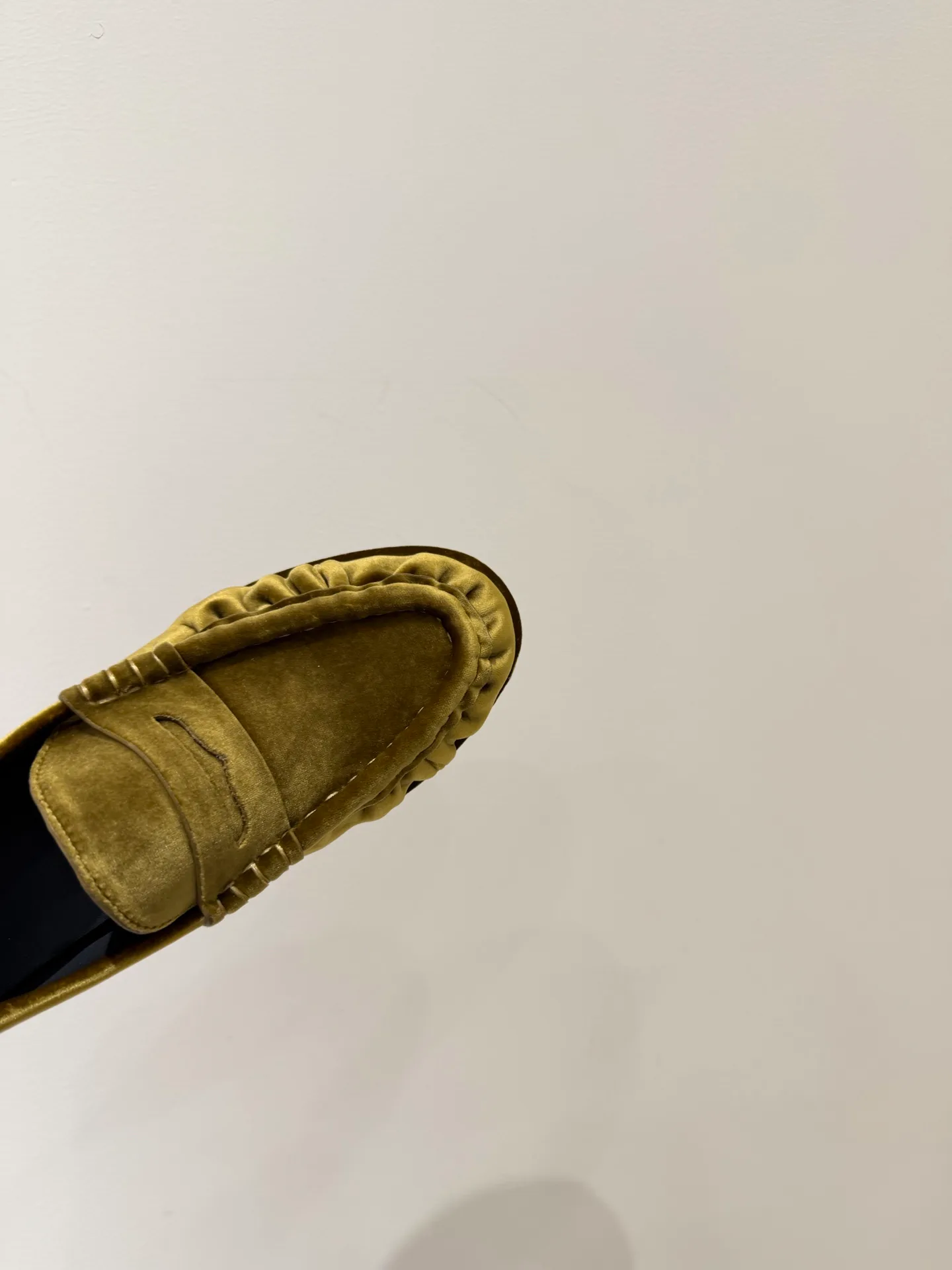 Women's Loafers And Moccasins SAINT LAURENT 18195678