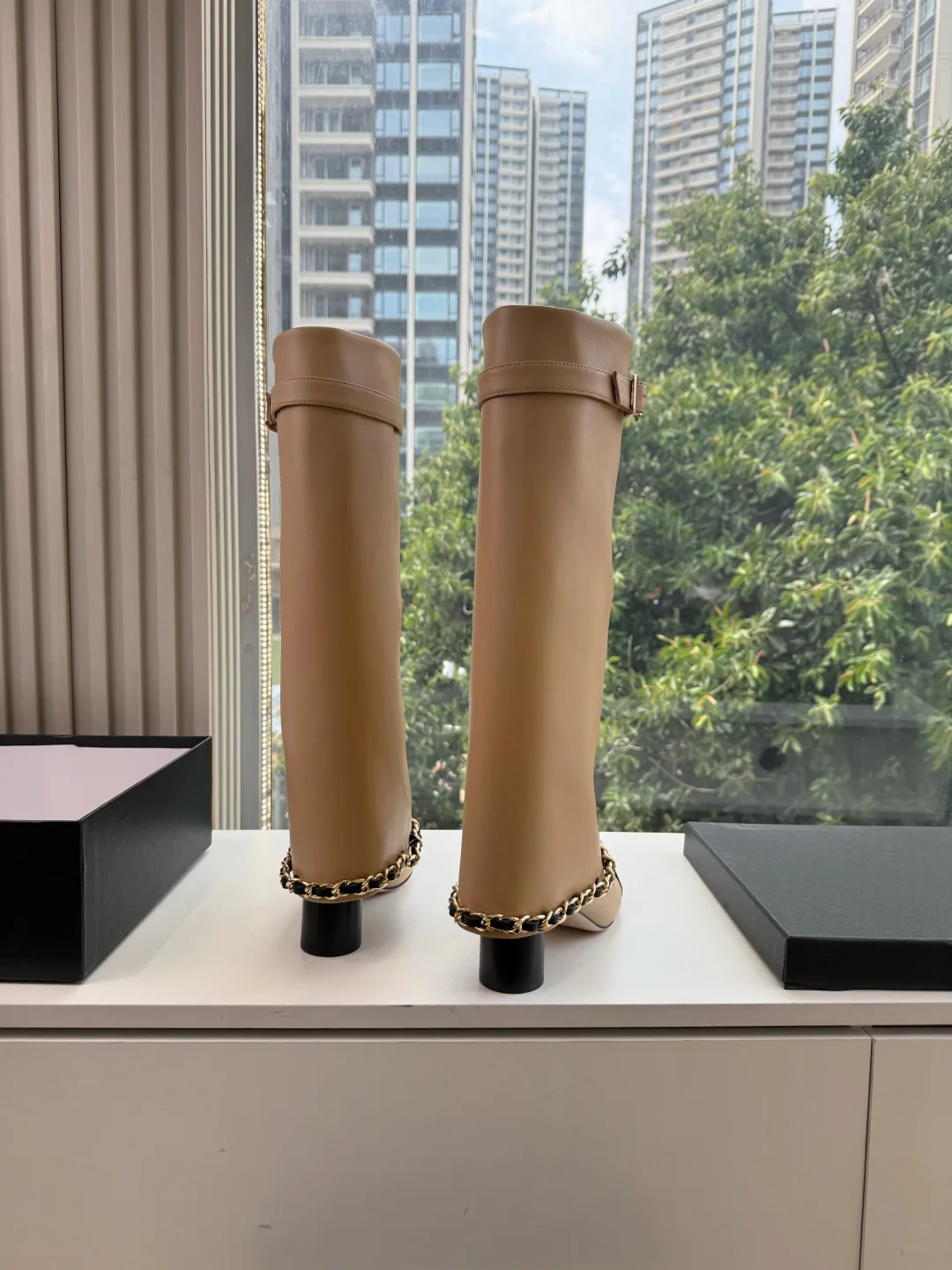 Women's Boots CHANEL 18337124