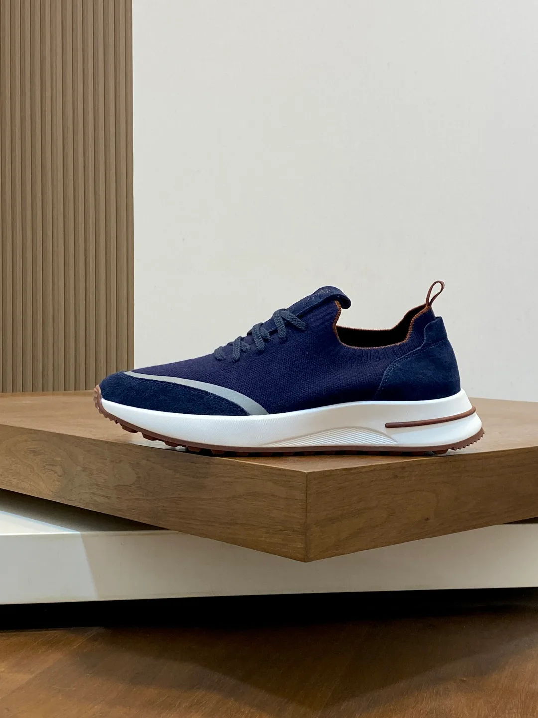 Men's Sneakers LORO PIANA 18100252