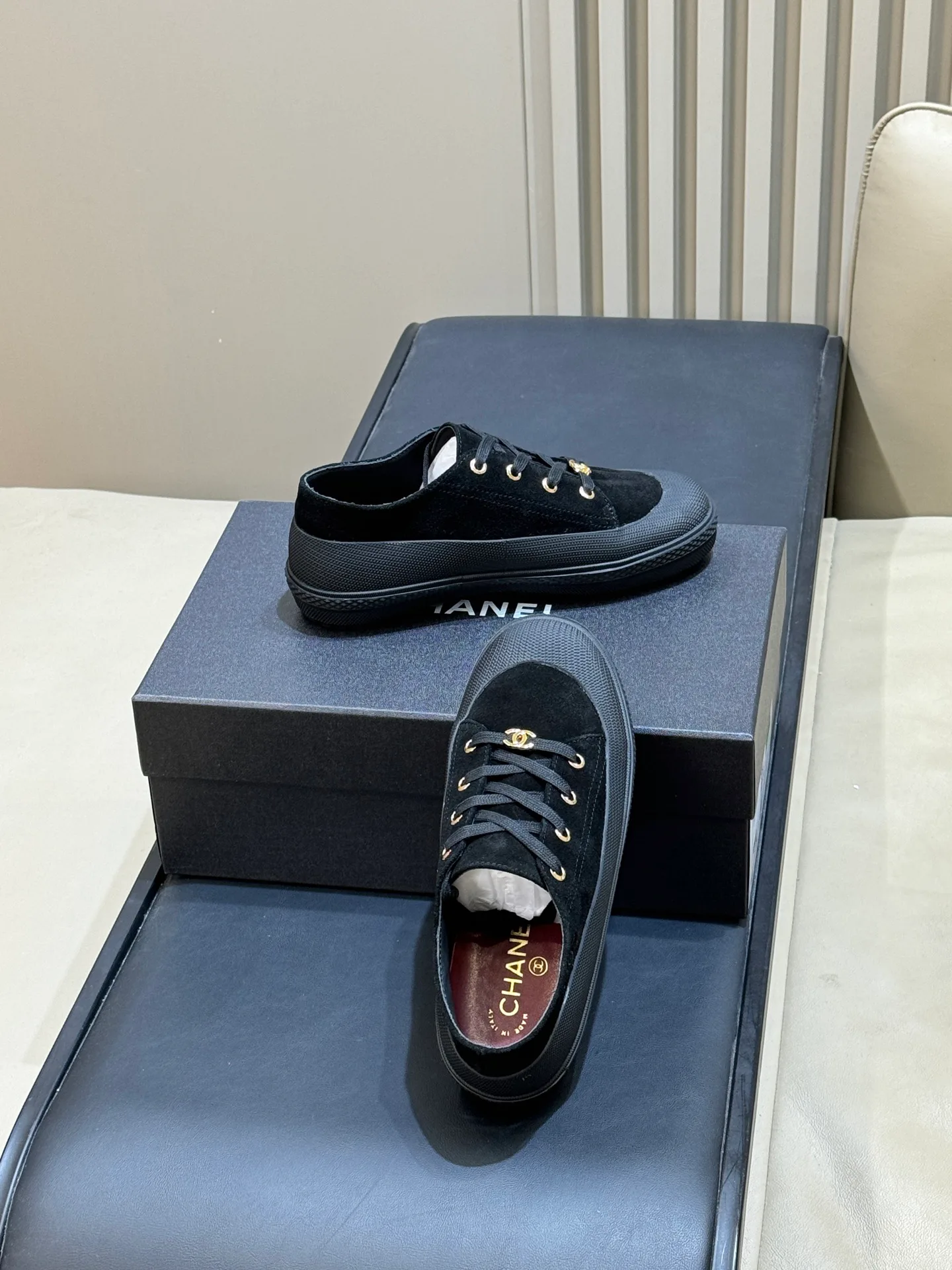 Women's Sneakers CHANEL 18072998