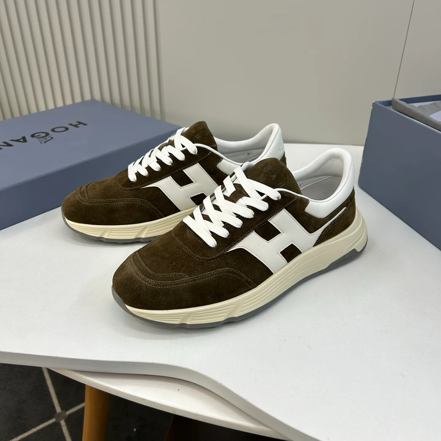 Men's Sneakers HOGAN 17280328