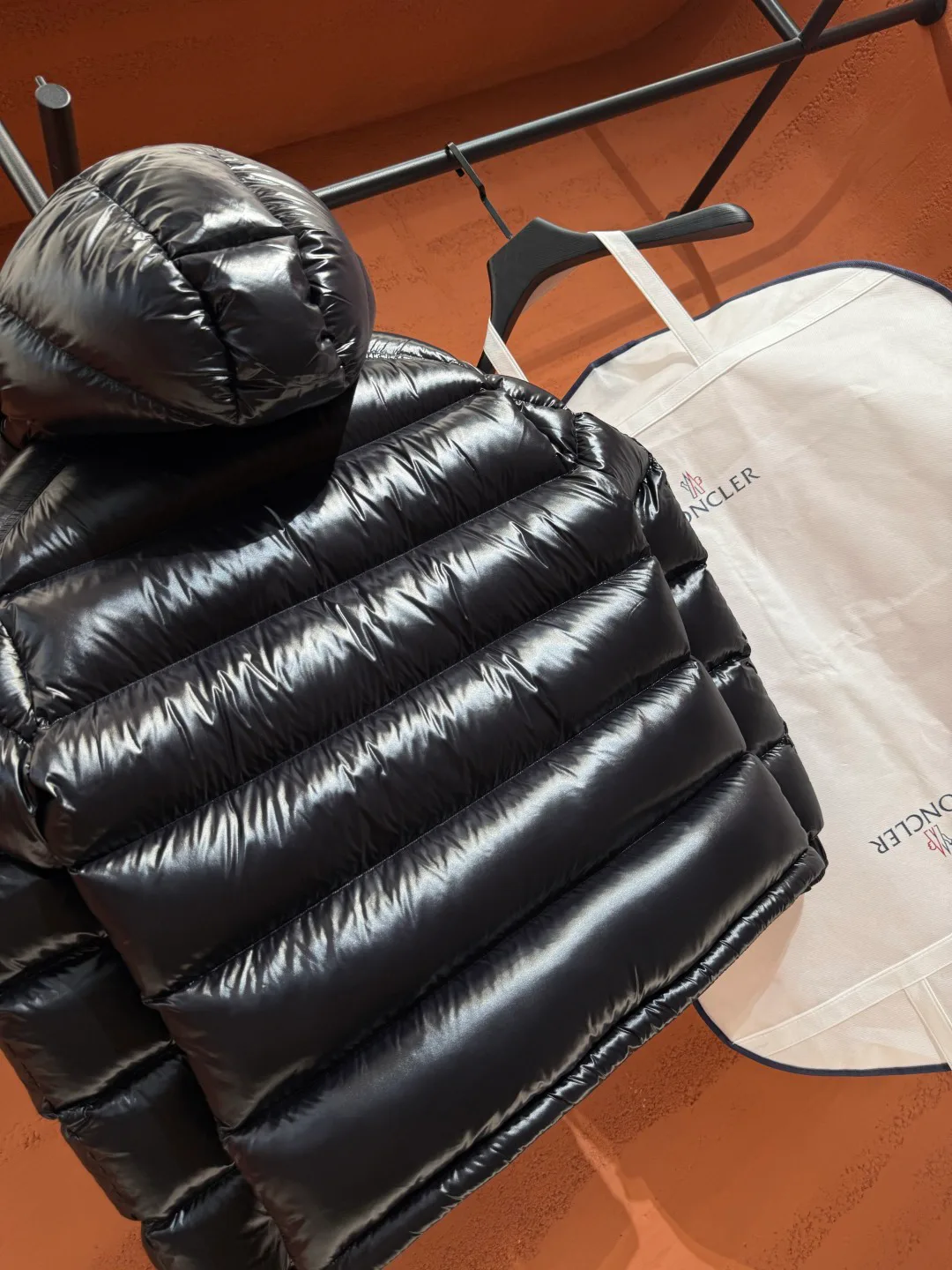 Men's Jackets And Down Jackets MONCLER 18048474