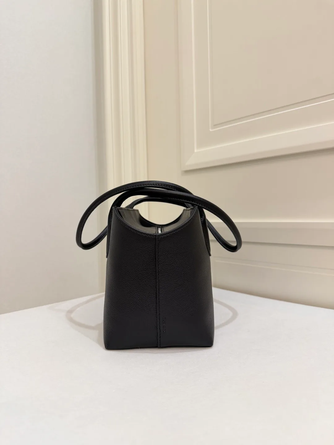 Women's Classic Handbags THE ROW 18161946