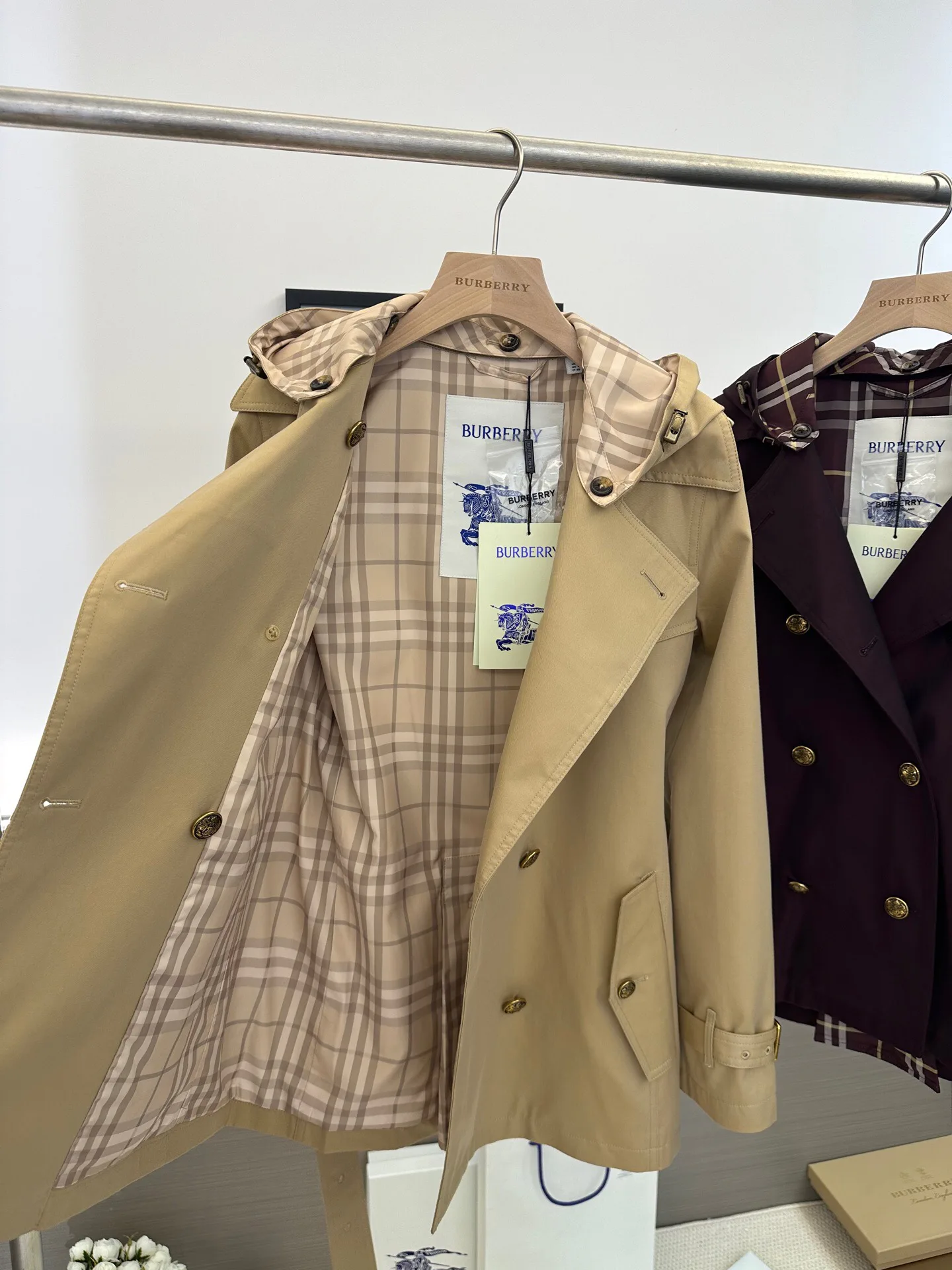 Women's Trench Coats BURBERRY 17898988