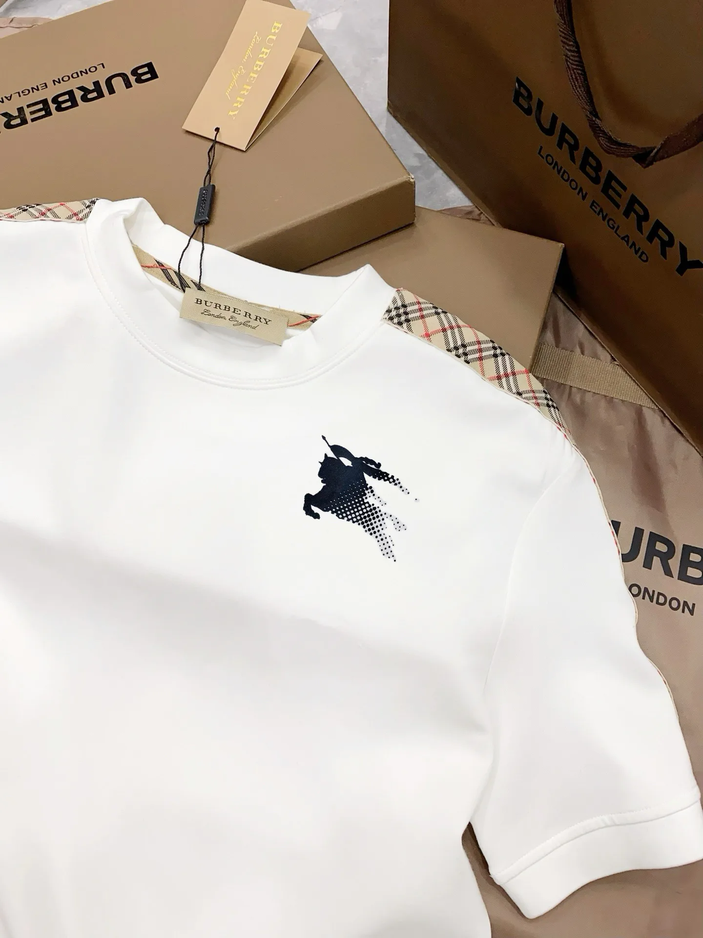 Men's T-Shirts BURBERRY 17973725