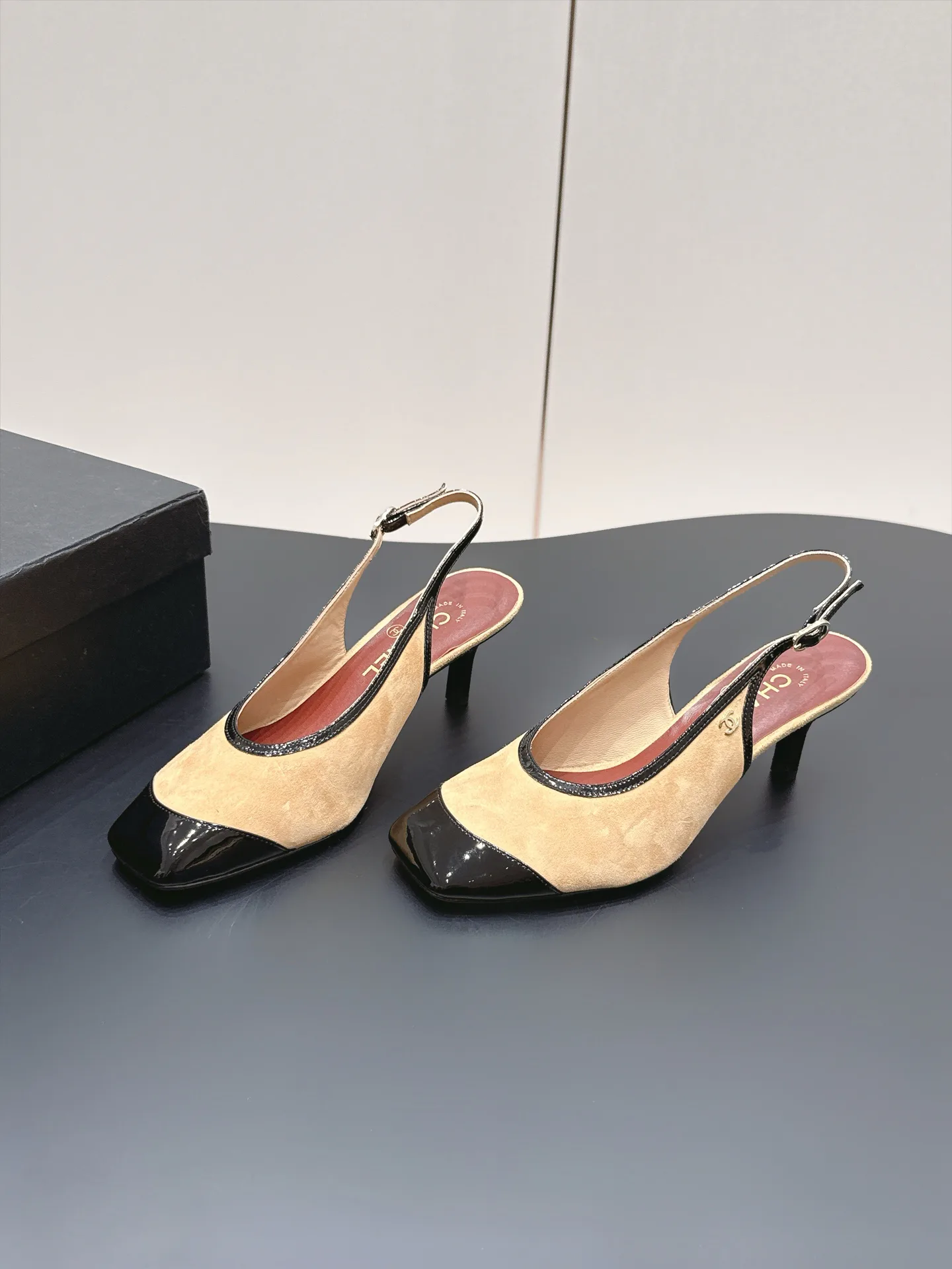 Women's Open-Toe Sandals CHANEL 18083845