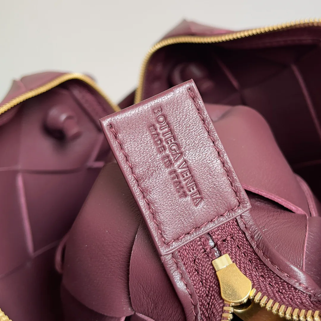 Women's Classic Handbags BOTTEGA VENETA 17434816