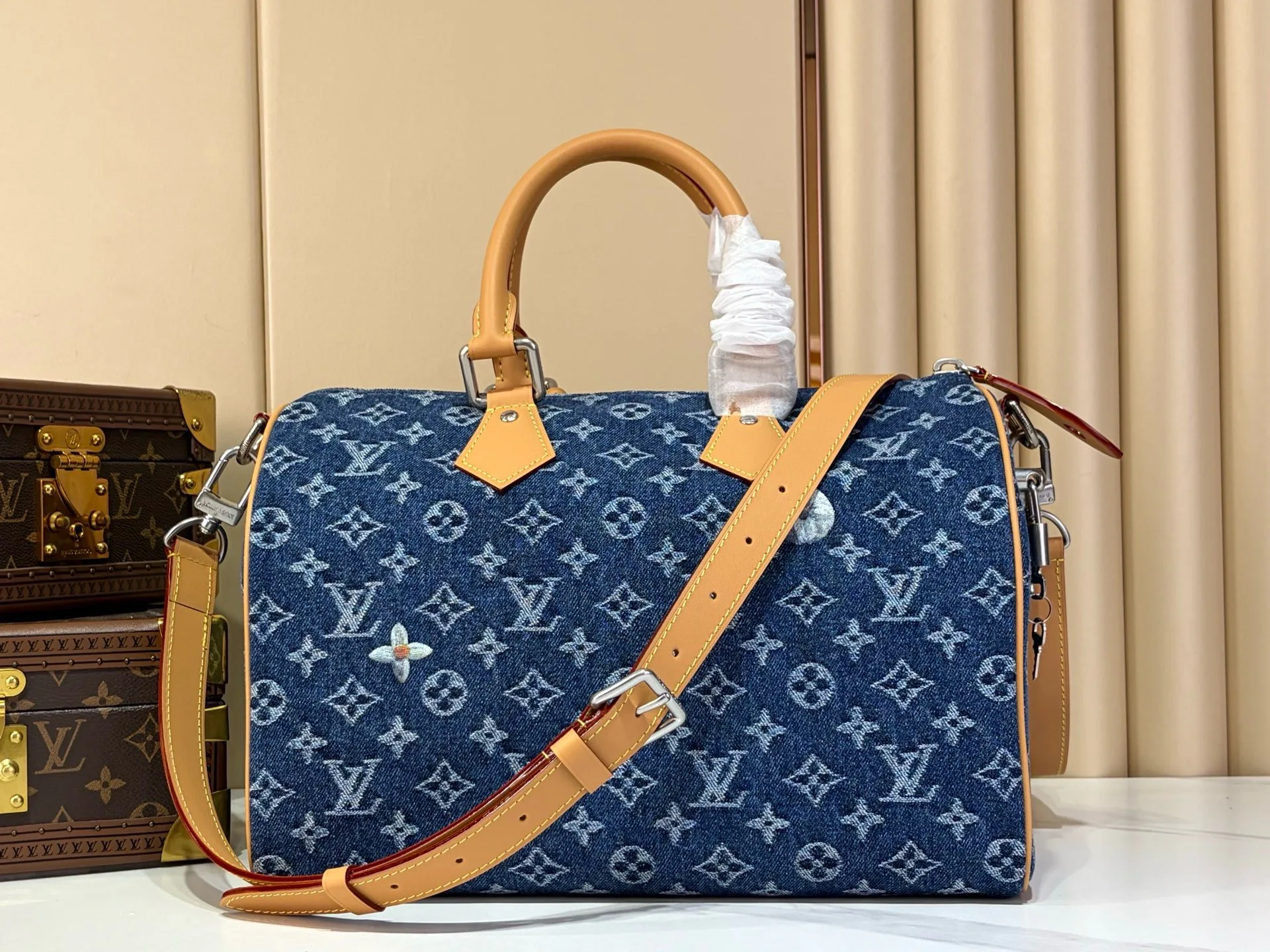Women's Classic Handbags LOUIS VUITTON 17450396