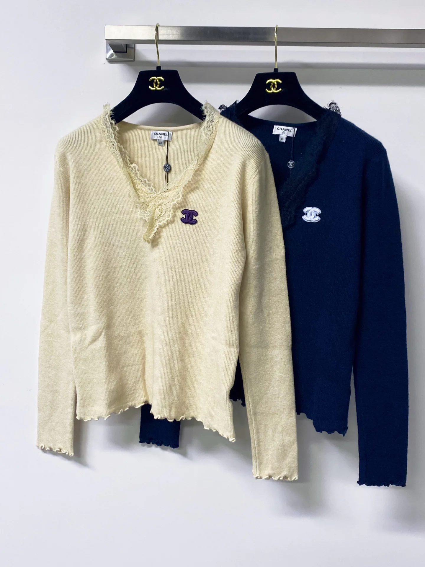 Women's Jumpers And Sweaters CHANEL 18138600