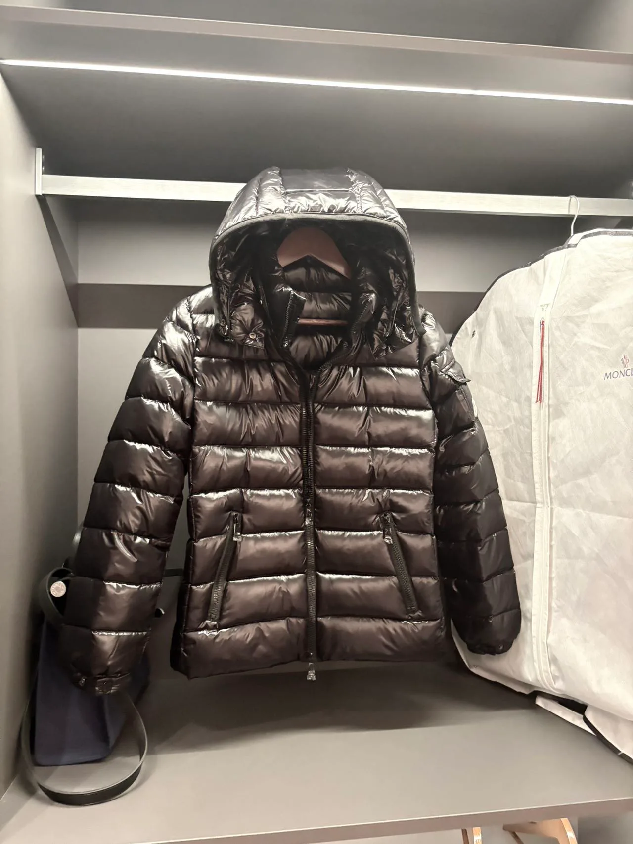 Women's Jackets And Down Jackets MONCLER 17830622