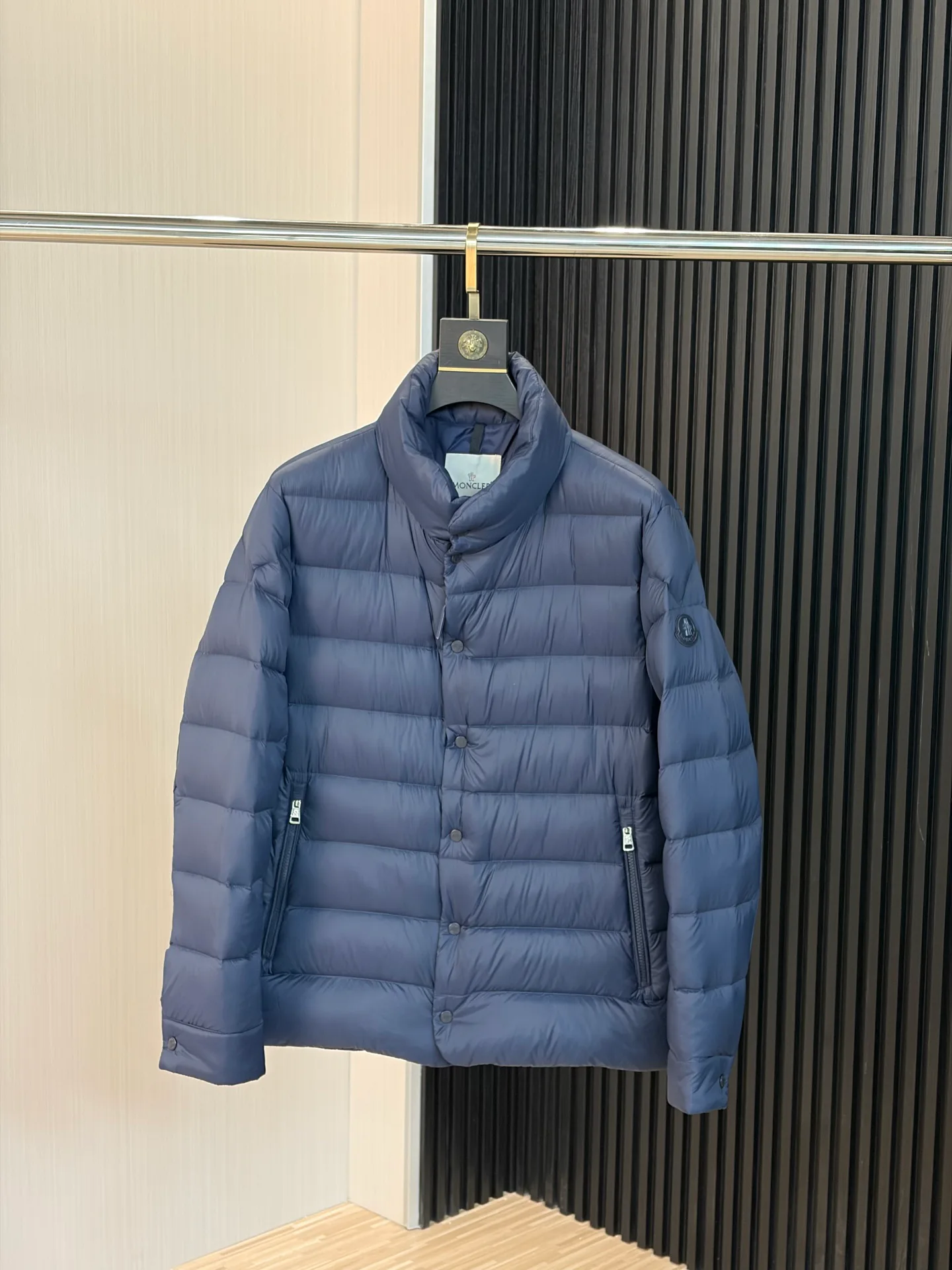 Women's Jackets And Down Jackets MONCLER 17868388