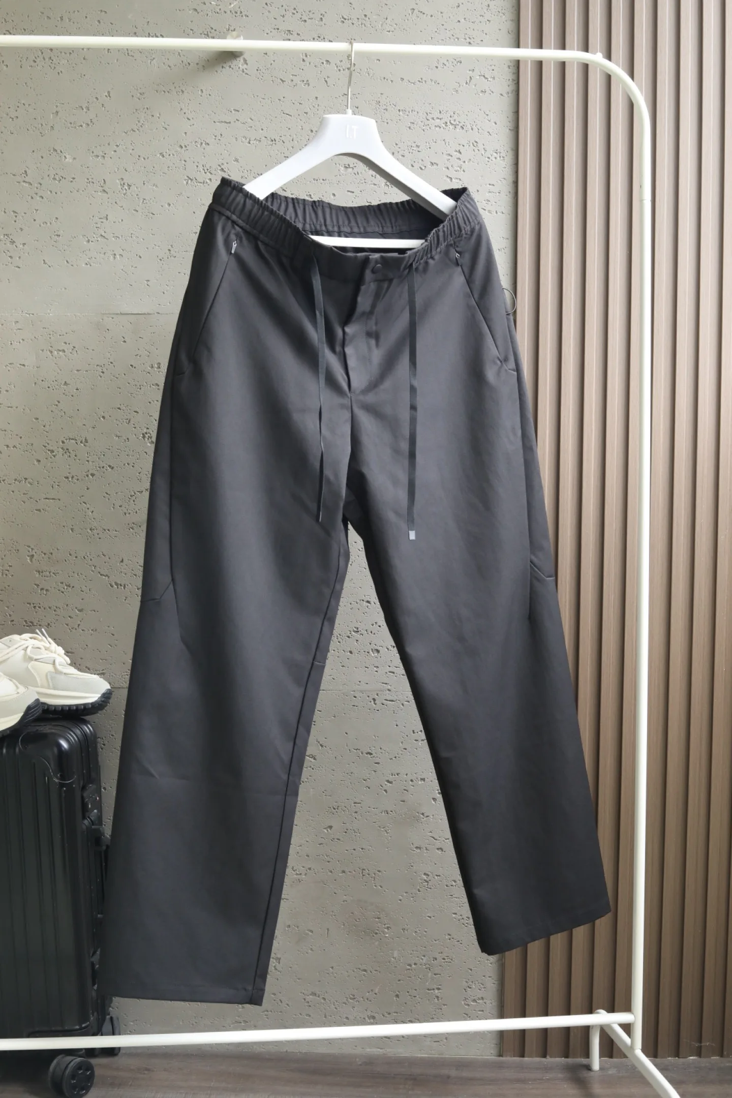 Men's Trousers CANADA GOOSE 18139761