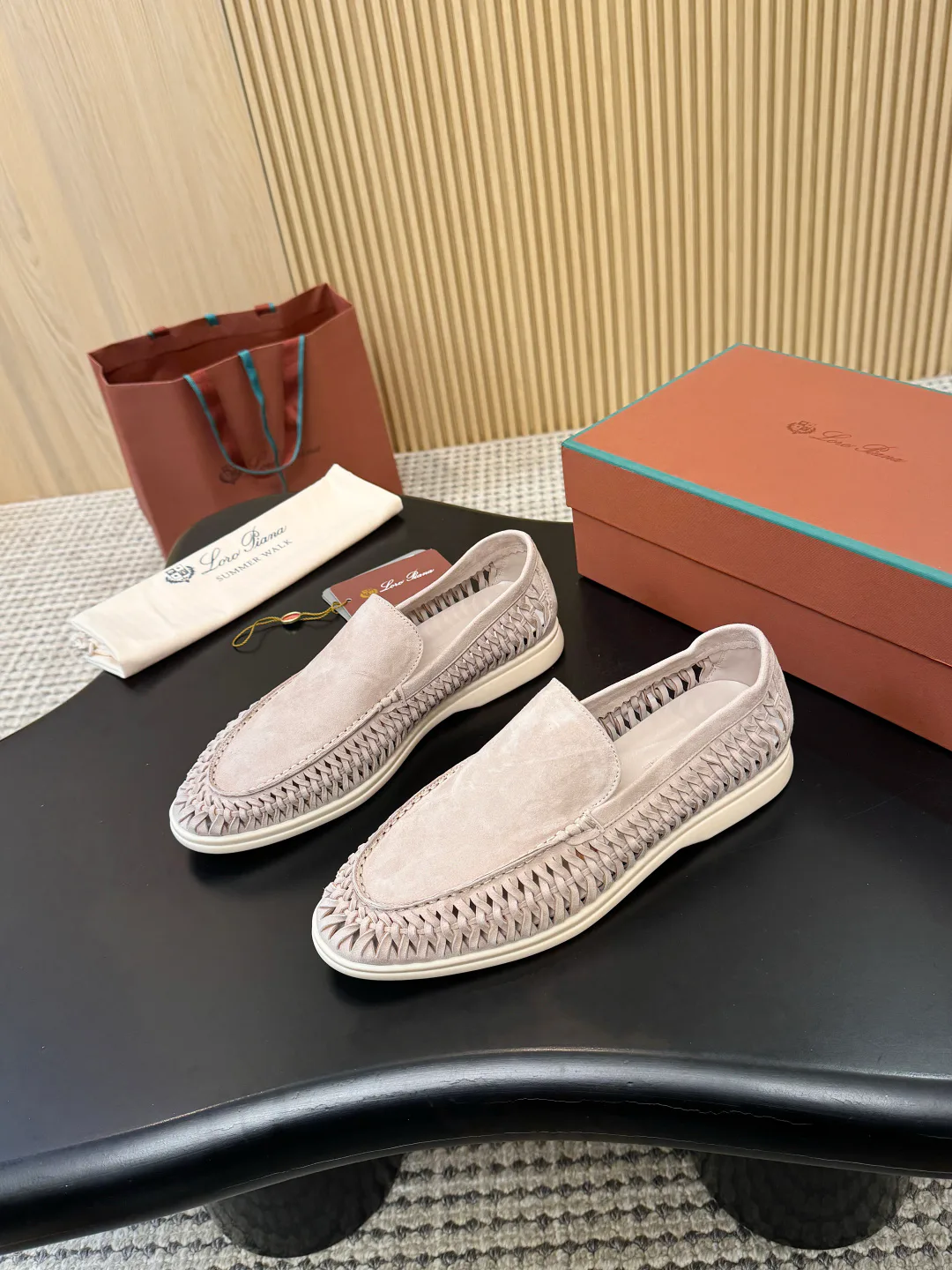 Women's Loafers And Moccasins LORO PIANA 18233092